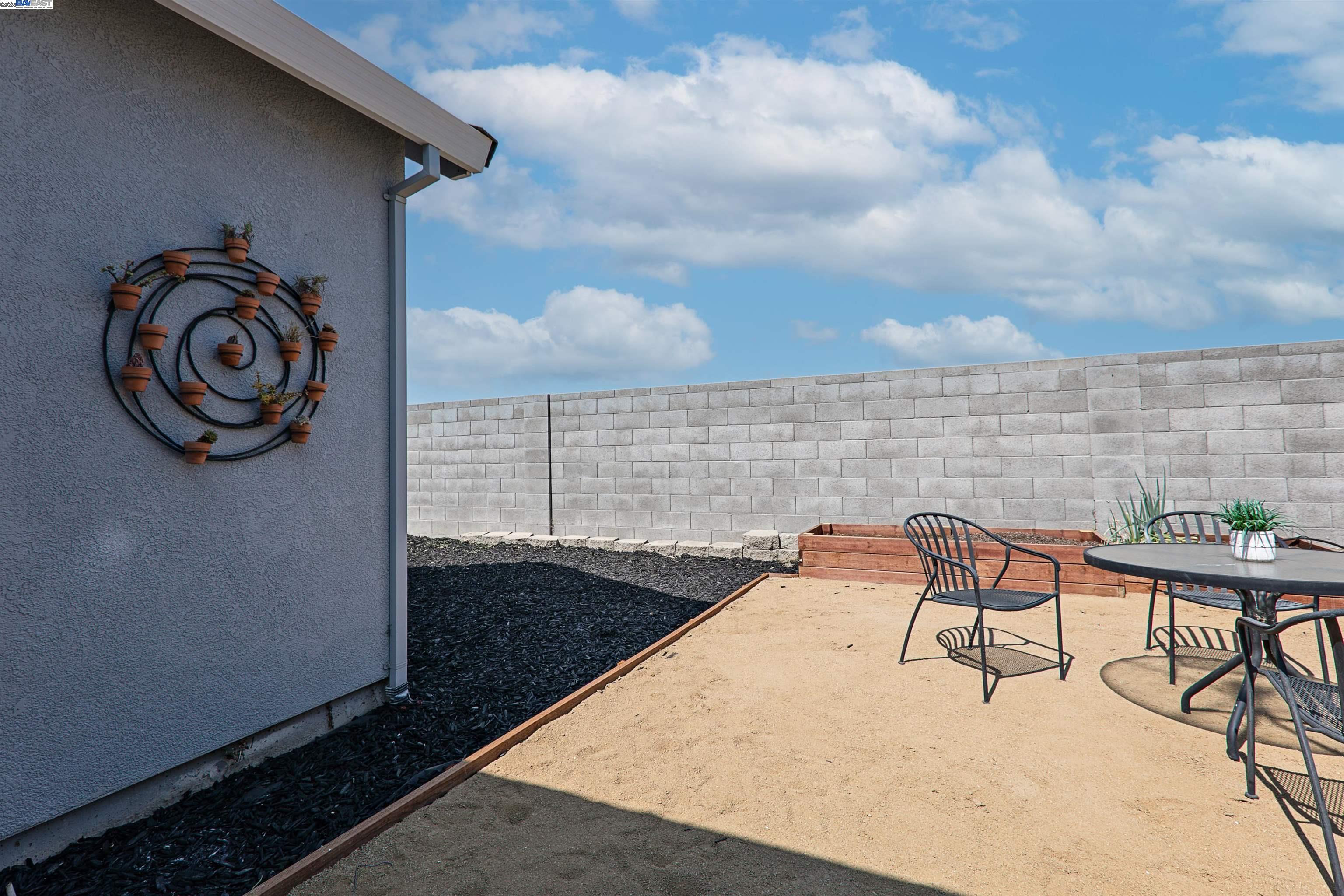 Detail Gallery Image 39 of 44 For 901 Kennedy Pl, Tracy,  CA 95377 - 3 Beds | 2 Baths