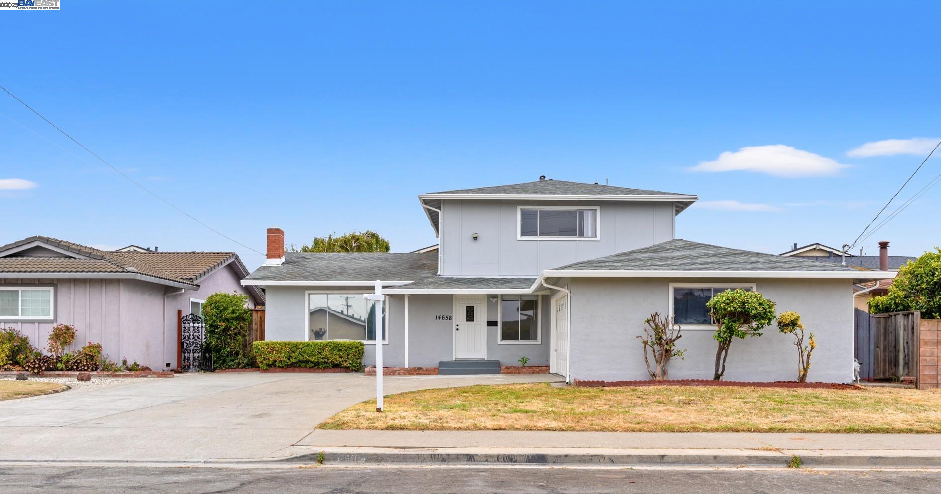 Detail Gallery Image 1 of 1 For 14658 Tiburon Road, San Leandro,  CA 94577 - 5 Beds | 2 Baths