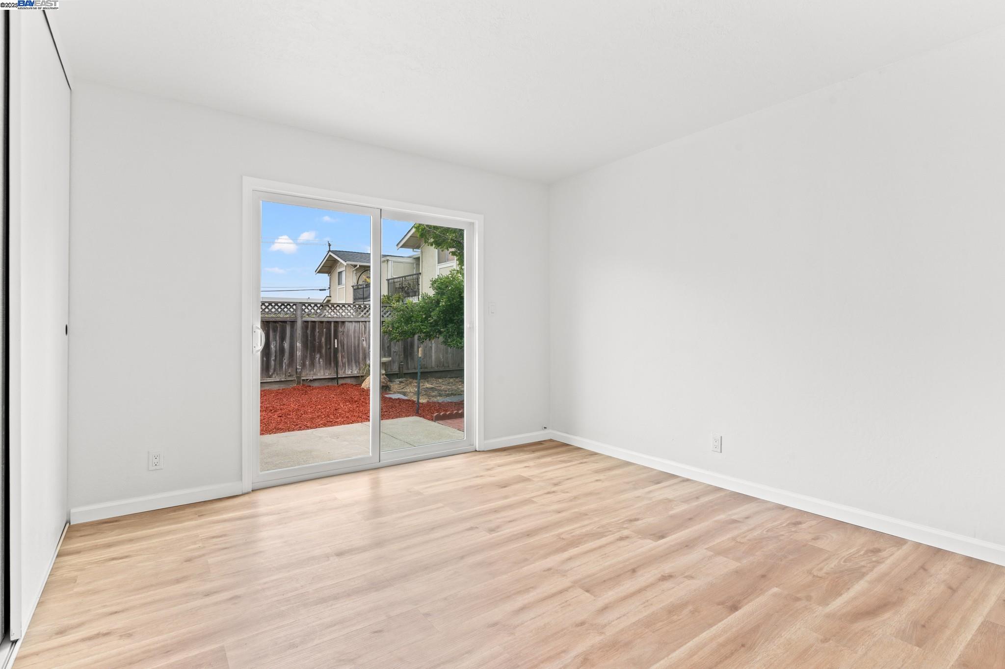 Detail Gallery Image 18 of 37 For 14658 Tiburon Road, San Leandro,  CA 94577 - 5 Beds | 2 Baths