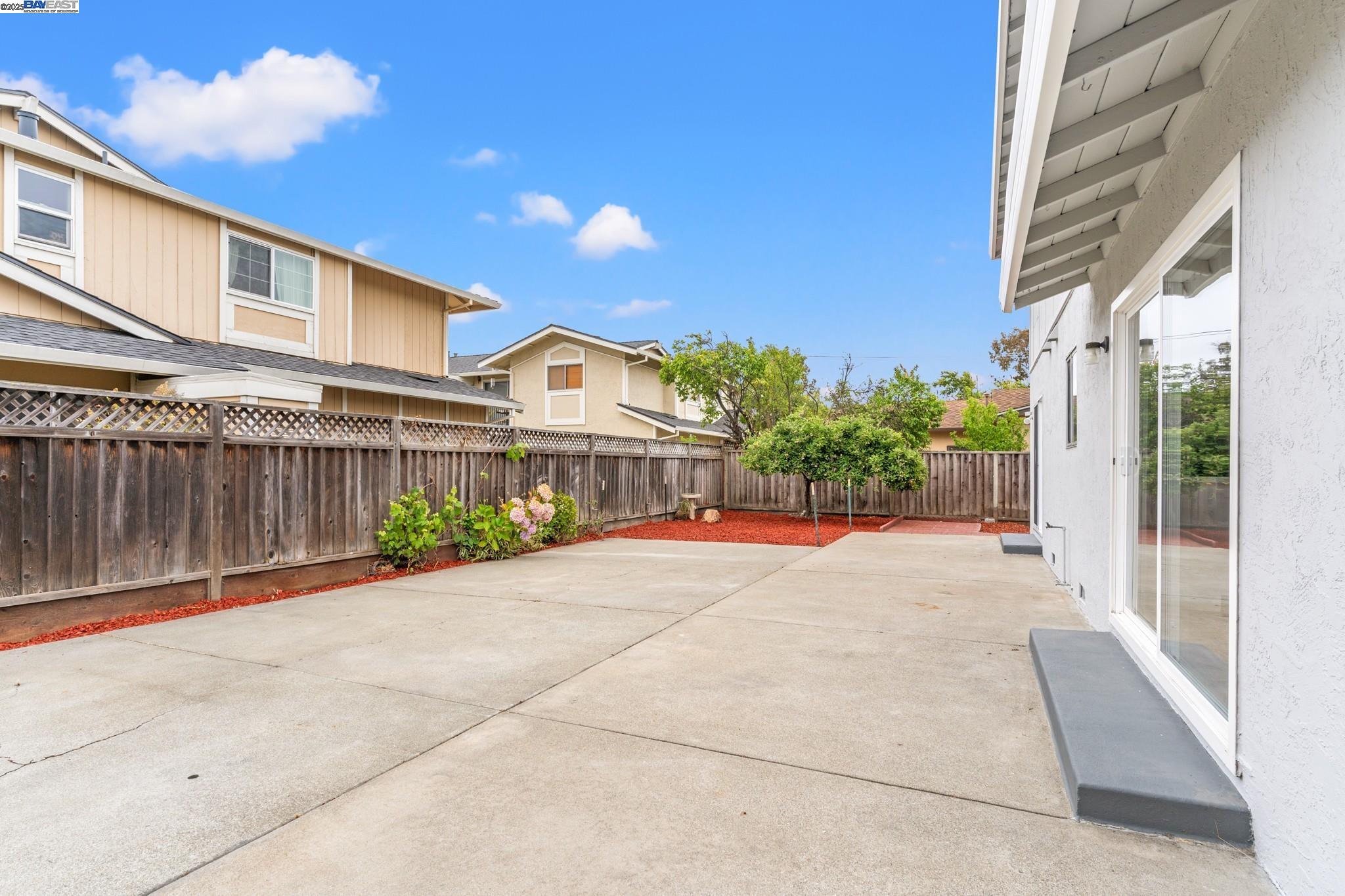 Detail Gallery Image 37 of 37 For 14658 Tiburon Road, San Leandro,  CA 94577 - 5 Beds | 2 Baths