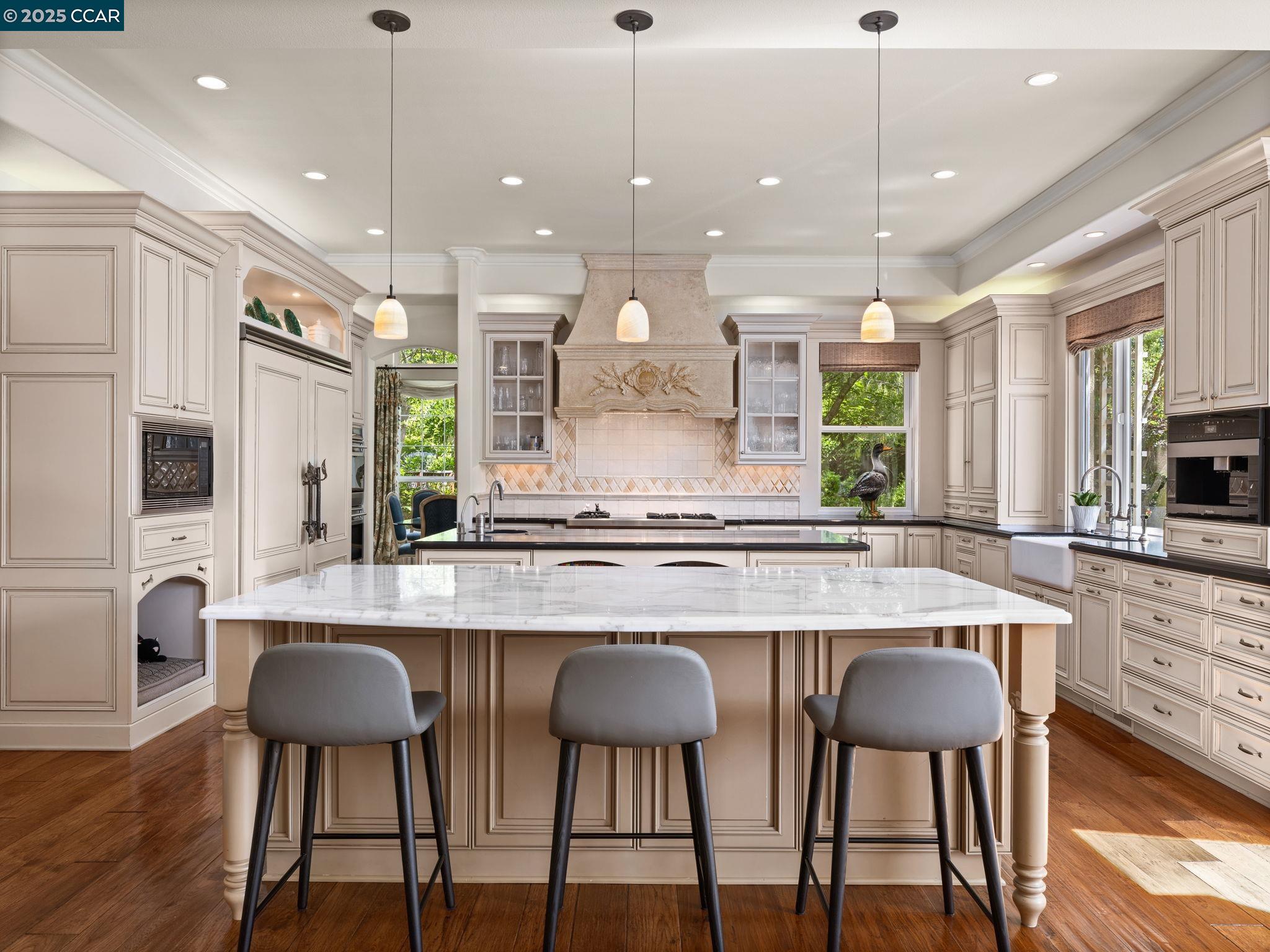 Detail Gallery Image 21 of 60 For 5475 Blackhawk Dr, Danville,  CA 94506 - 5 Beds | 4/1 Baths