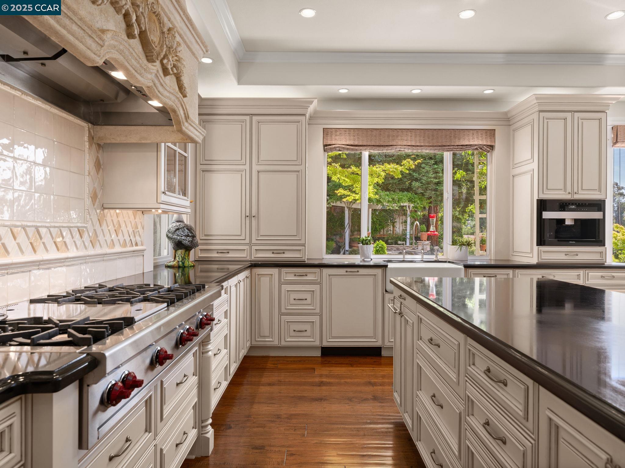 Detail Gallery Image 23 of 60 For 5475 Blackhawk Dr, Danville,  CA 94506 - 5 Beds | 4/1 Baths