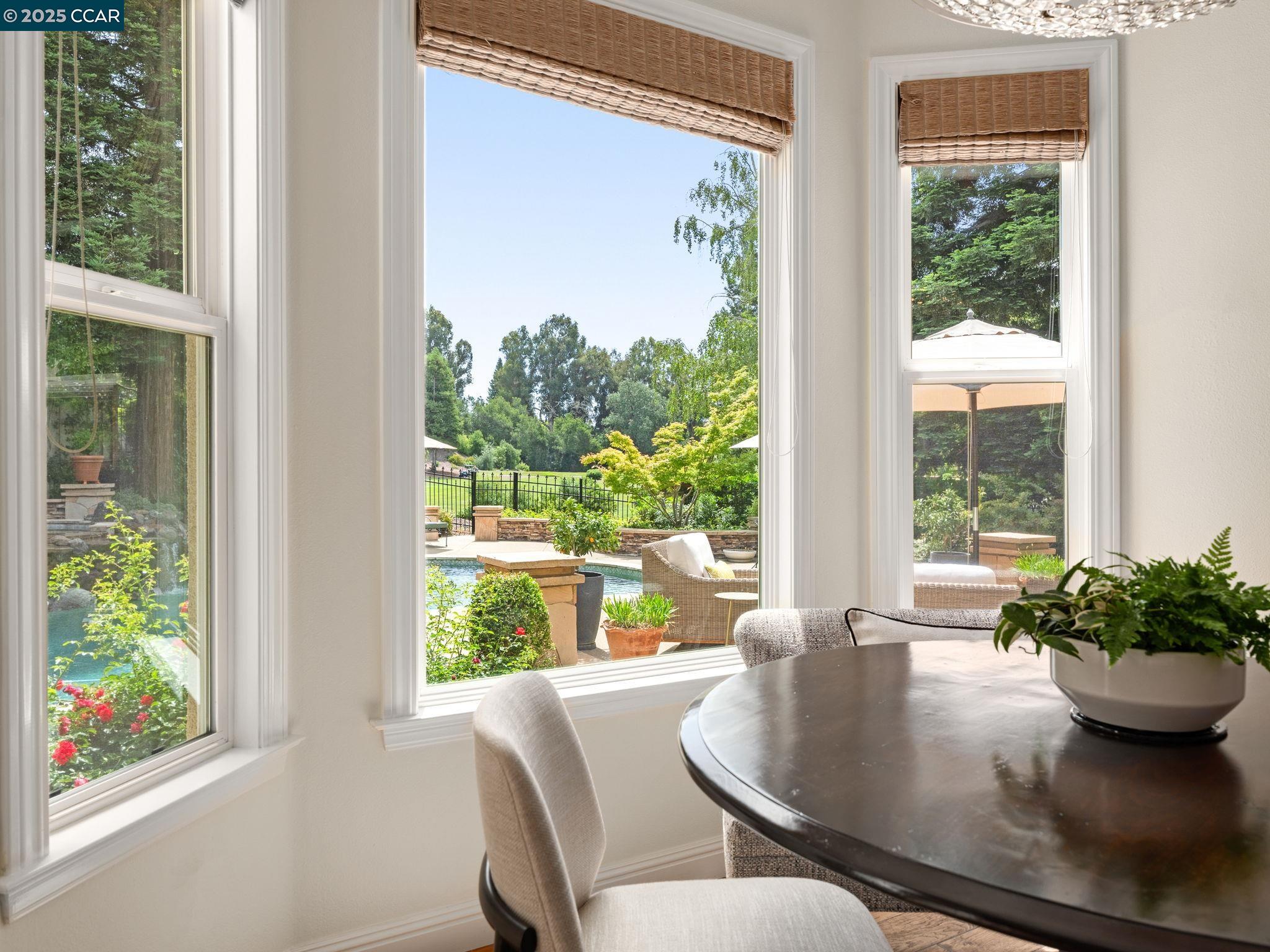 Detail Gallery Image 28 of 60 For 5475 Blackhawk Dr, Danville,  CA 94506 - 5 Beds | 4/1 Baths