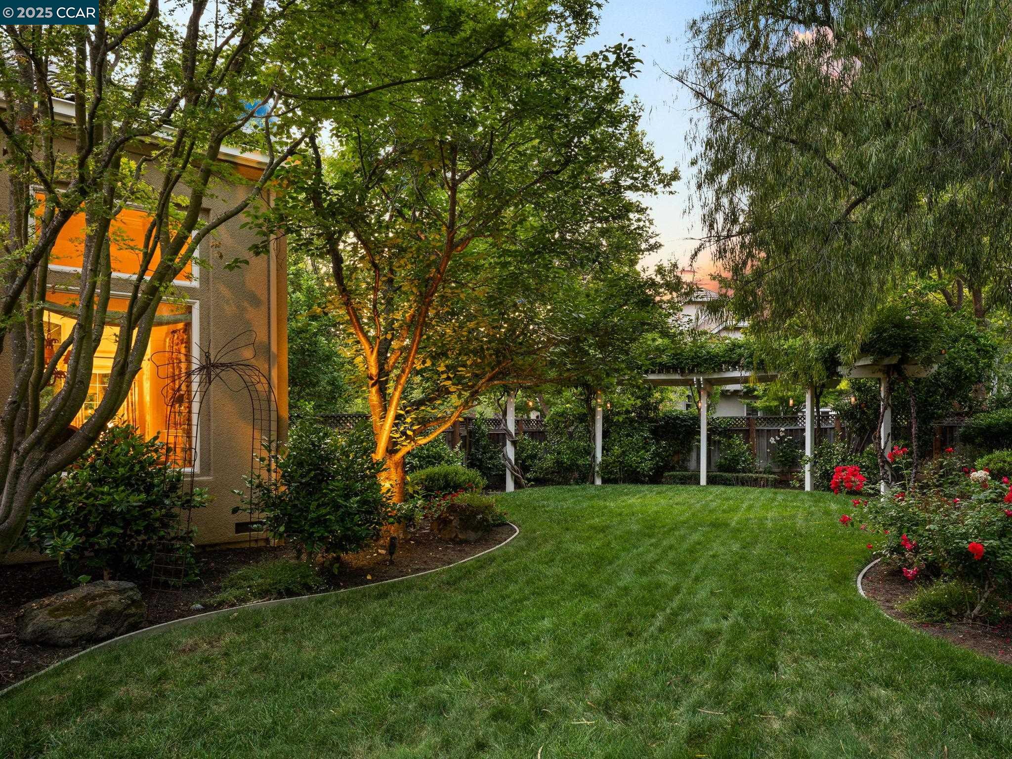 Detail Gallery Image 10 of 60 For 5475 Blackhawk Dr, Danville,  CA 94506 - 5 Beds | 4/1 Baths