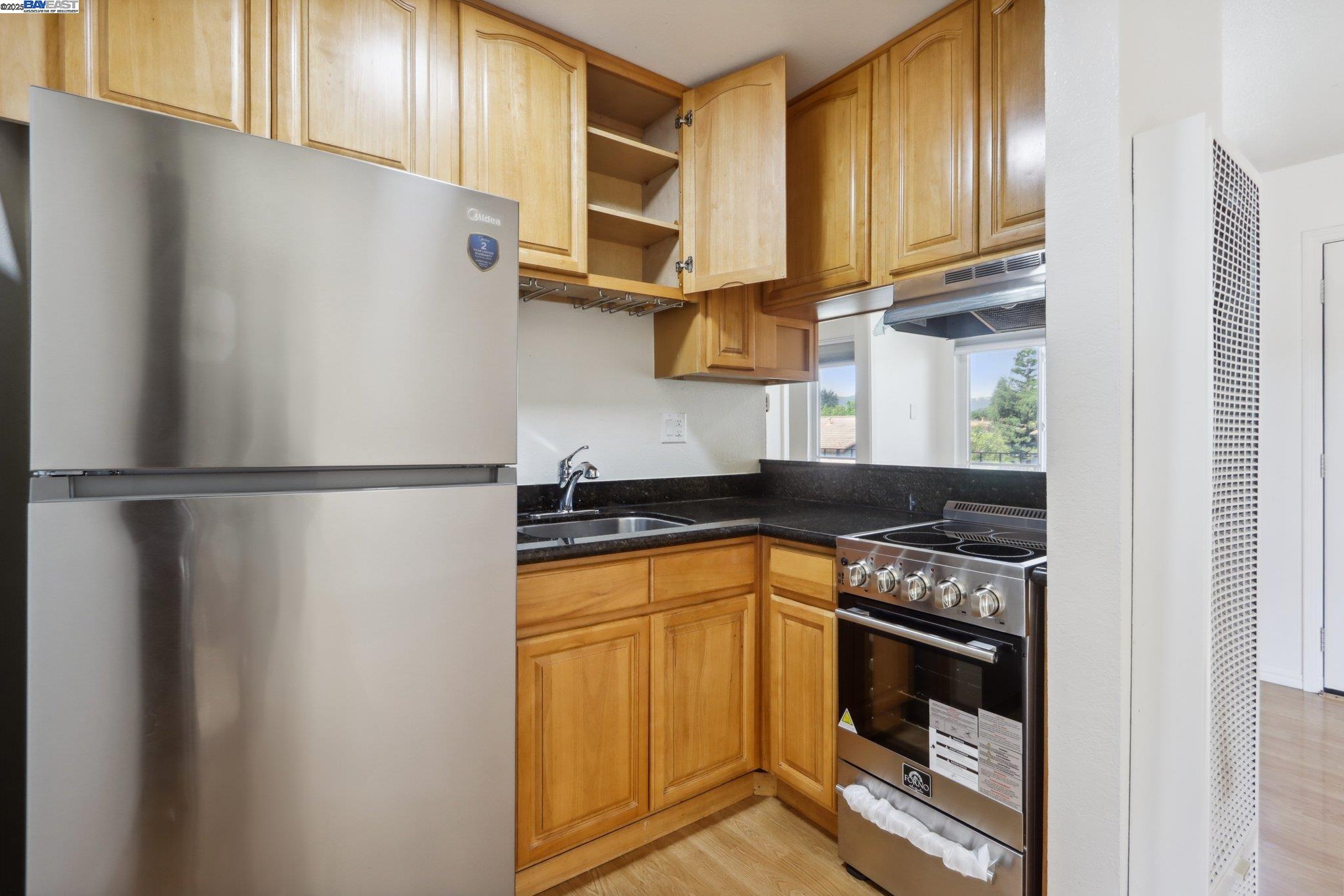 Photo #8: 41102694 Listing: Photo #8