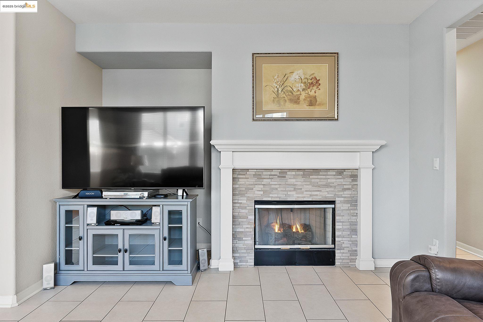 Detail Gallery Image 6 of 32 For 217 Dorchester Ct, Discovery Bay,  CA 94505 - 5 Beds | 4/1 Baths