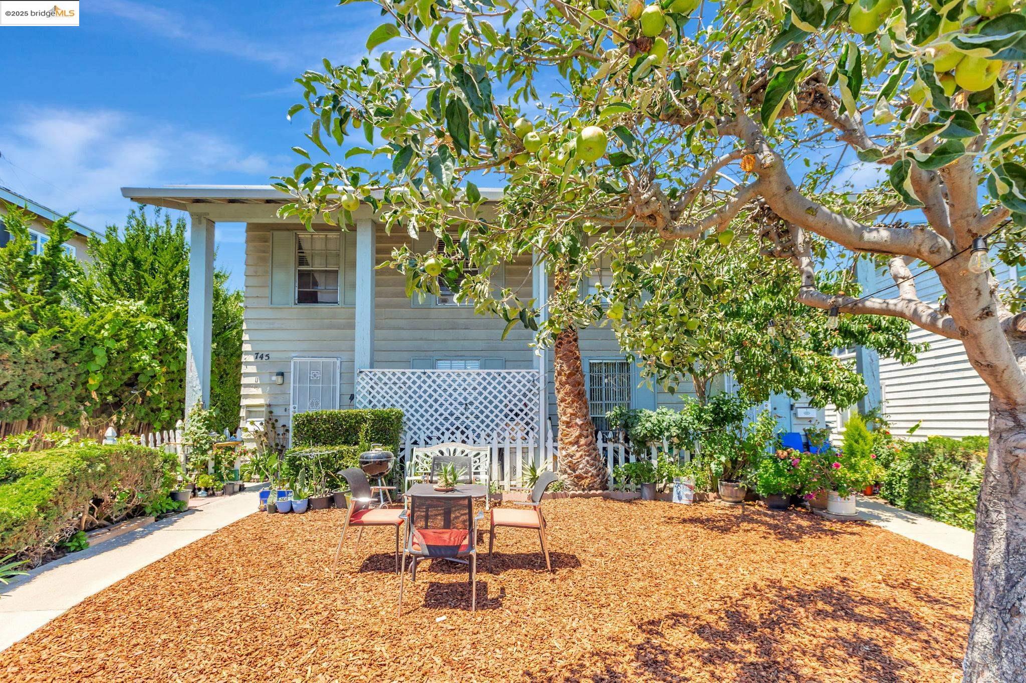 Detail Gallery Image 2 of 52 For 745 Reseda Dr, Sunnyvale,  CA 94087 - – Beds | – Baths