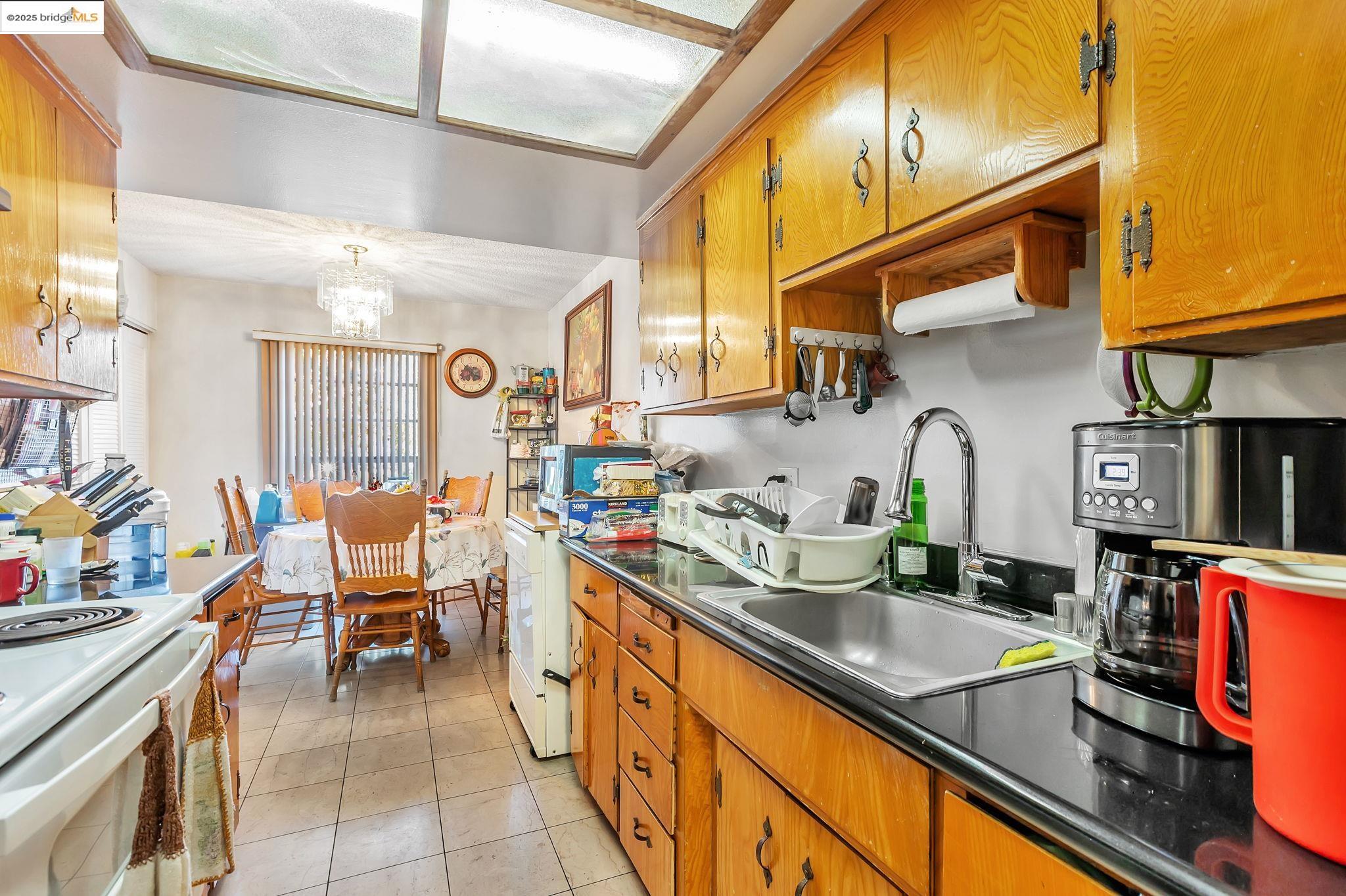Detail Gallery Image 12 of 52 For 745 Reseda Dr, Sunnyvale,  CA 94087 - – Beds | – Baths