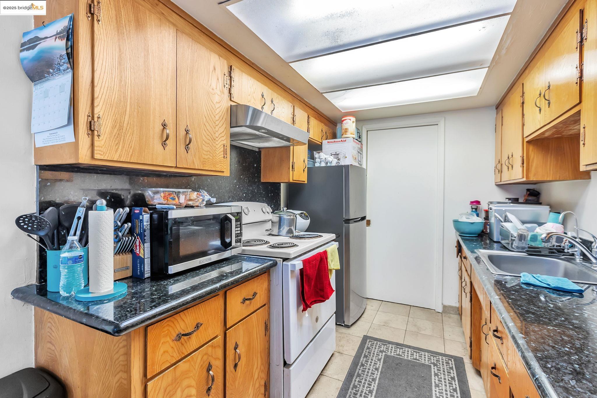 Detail Gallery Image 25 of 52 For 745 Reseda Dr, Sunnyvale,  CA 94087 - – Beds | – Baths