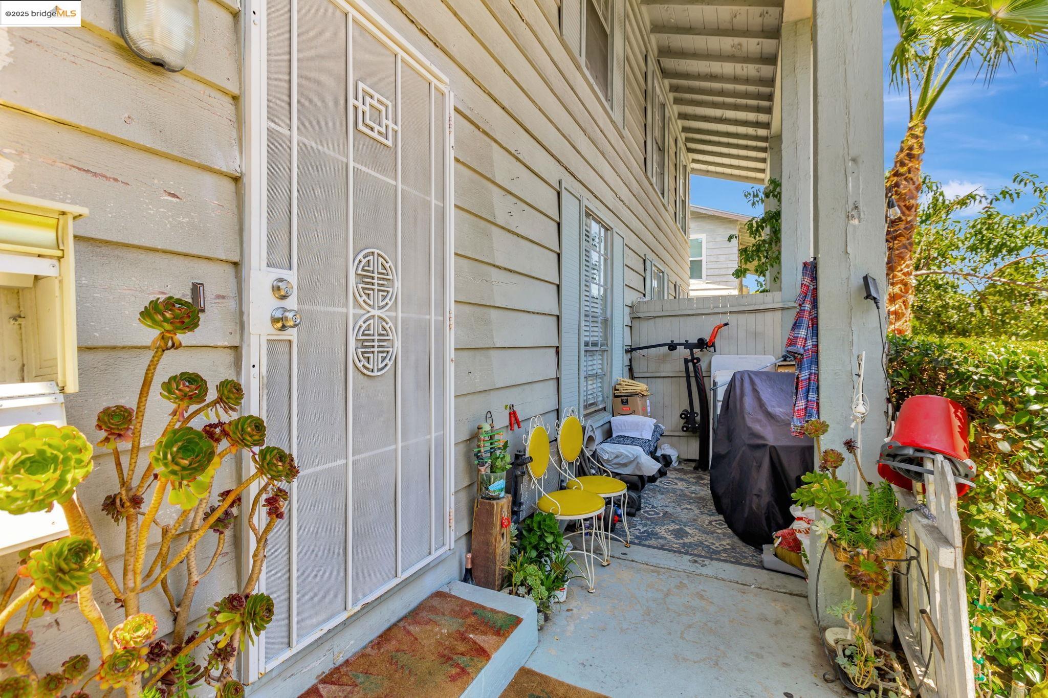 Detail Gallery Image 5 of 52 For 745 Reseda Dr, Sunnyvale,  CA 94087 - – Beds | – Baths