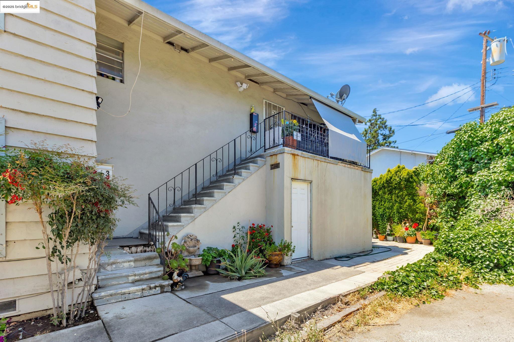 Detail Gallery Image 41 of 52 For 745 Reseda Dr, Sunnyvale,  CA 94087 - – Beds | – Baths