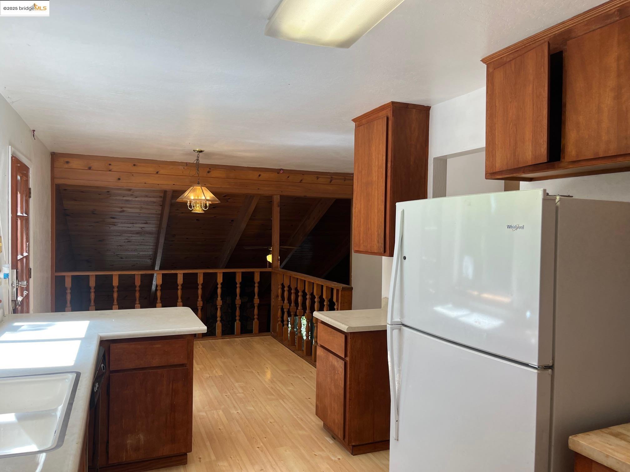 Detail Gallery Image 12 of 28 For 23282 Bluebird Hill Road, Twain Harte,  CA 95383 - 3 Beds | 3 Baths