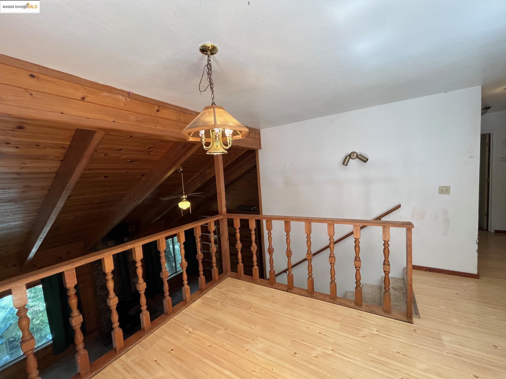 Detail Gallery Image 15 of 28 For 23282 Bluebird Hill Road, Twain Harte,  CA 95383 - 3 Beds | 3 Baths