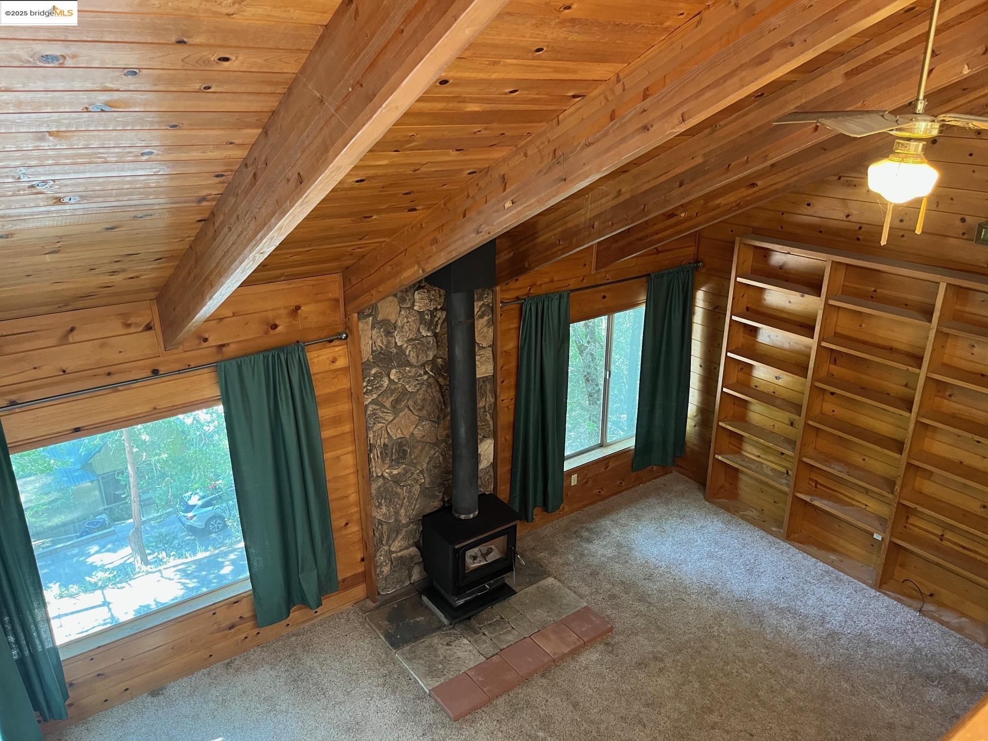 Detail Gallery Image 6 of 28 For 23282 Bluebird Hill Road, Twain Harte,  CA 95383 - 3 Beds | 3 Baths