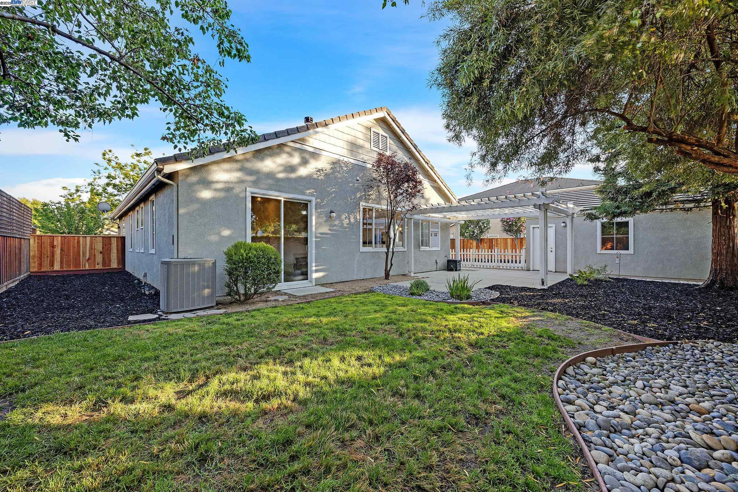 Detail Gallery Image 30 of 42 For 6424 Altamar Cir., Livermore,  CA 94550 - 4 Beds | 2 Baths