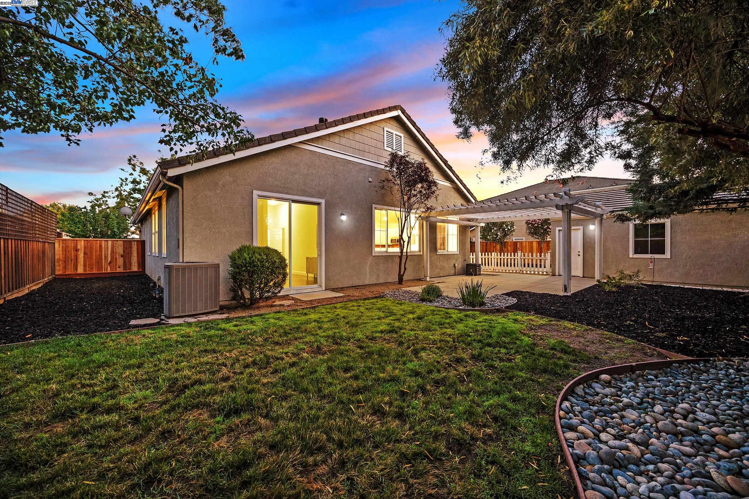 Detail Gallery Image 35 of 42 For 6424 Altamar Cir., Livermore,  CA 94550 - 4 Beds | 2 Baths