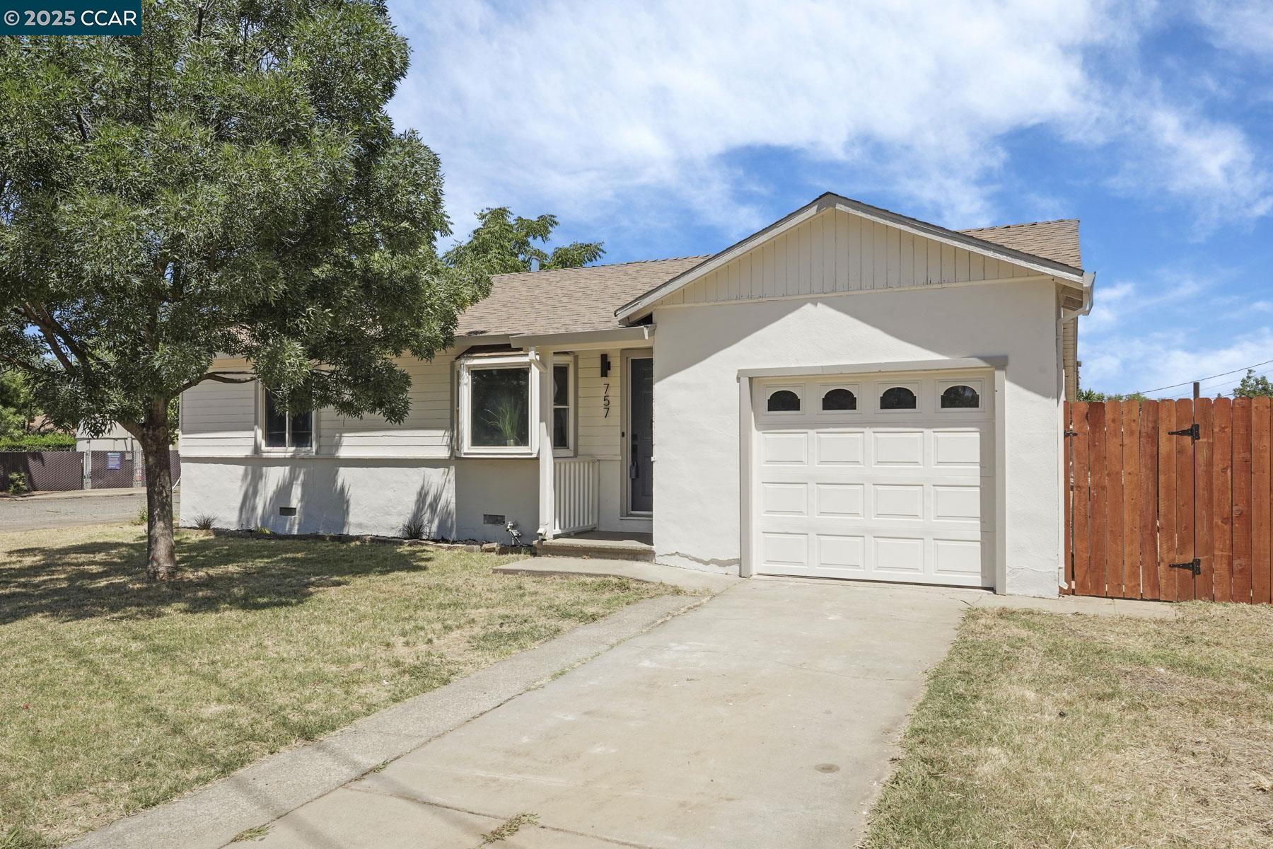 Detail Gallery Image 2 of 28 For 757 E 16th Street, Marysville,  CA 95901 - 3 Beds | 1 Baths
