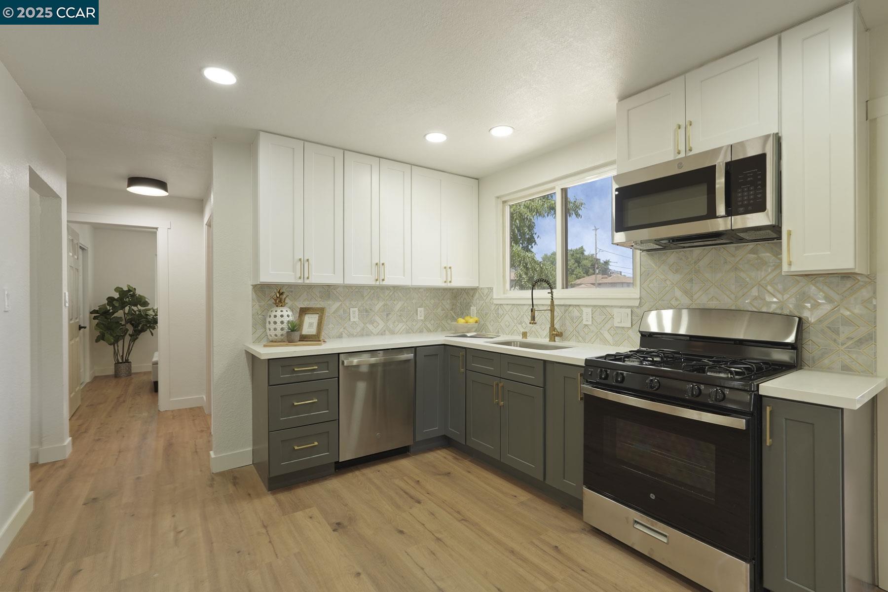 Detail Gallery Image 11 of 28 For 757 E 16th Street, Marysville,  CA 95901 - 3 Beds | 1 Baths
