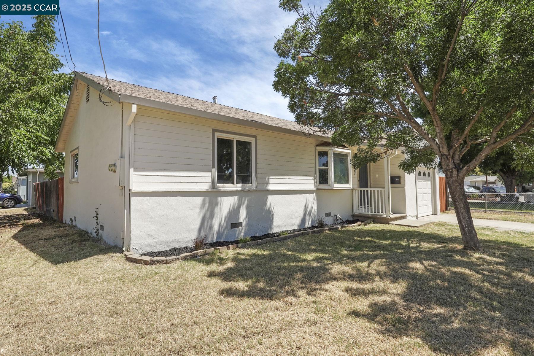 Detail Gallery Image 3 of 28 For 757 E 16th Street, Marysville,  CA 95901 - 3 Beds | 1 Baths