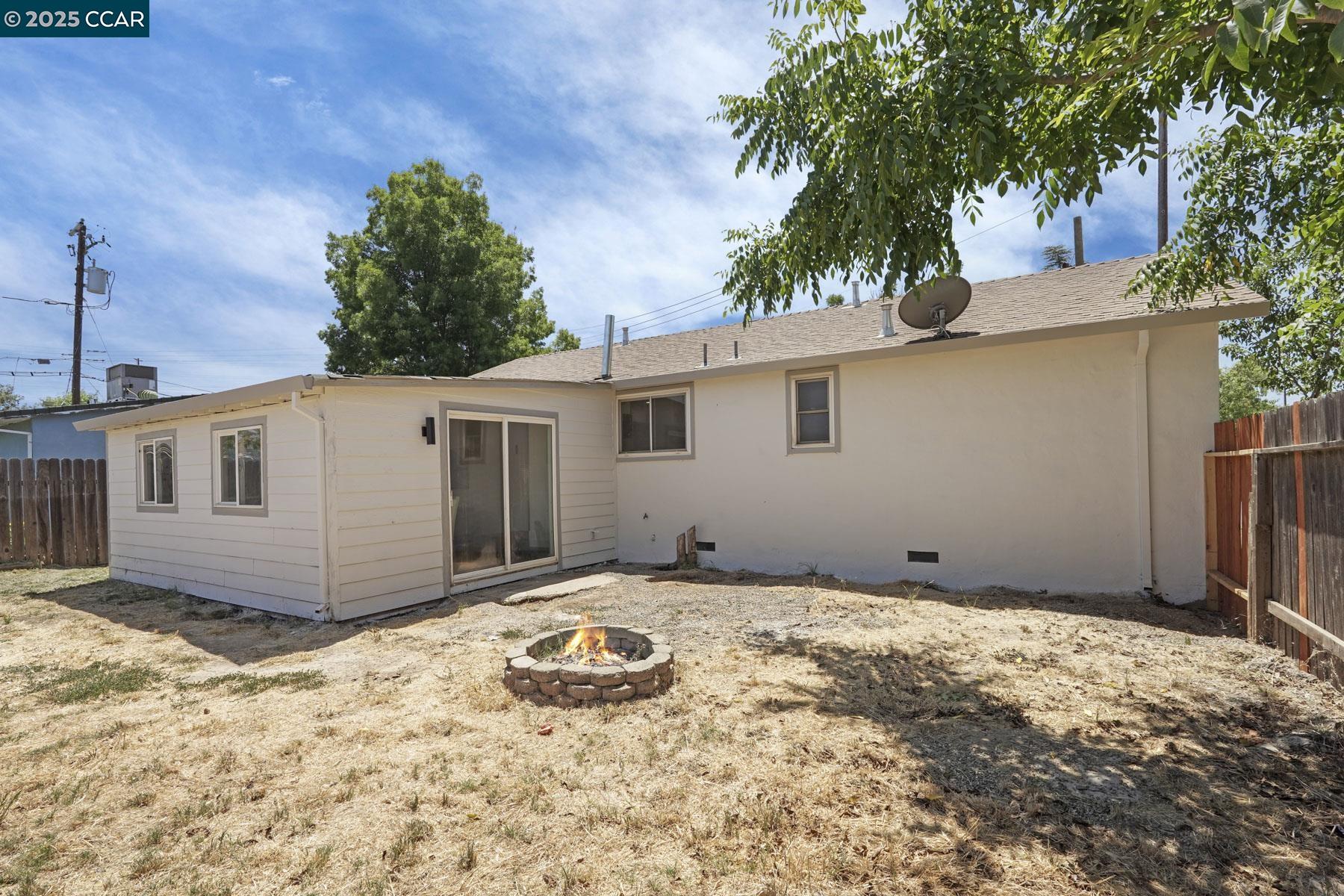 Detail Gallery Image 24 of 28 For 757 E 16th Street, Marysville,  CA 95901 - 3 Beds | 1 Baths
