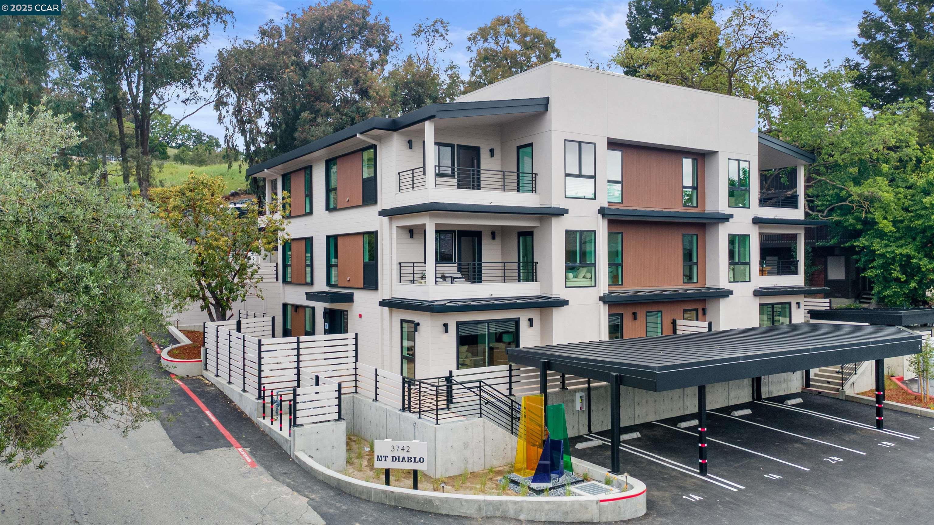 Detail Gallery Image 2 of 8 For 3742 Mt. Diablo Blvd #1b Woodhaven 1b,  Lafayette,  CA 94549 - 2 Beds | 2/1 Baths