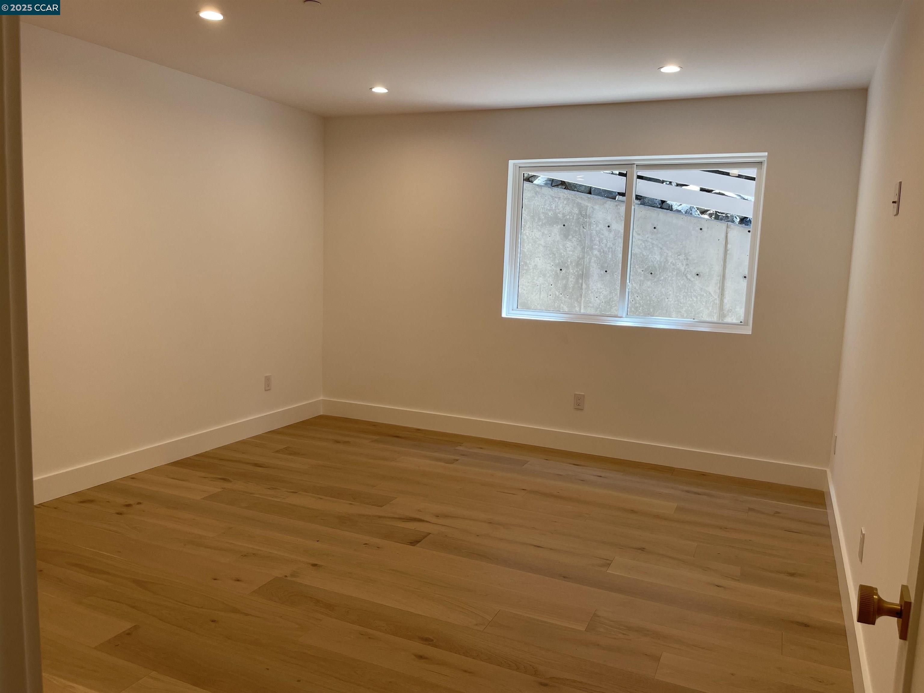 Detail Gallery Image 4 of 8 For 3742 Mt. Diablo Blvd #1b Woodhaven 1b,  Lafayette,  CA 94549 - 2 Beds | 2/1 Baths