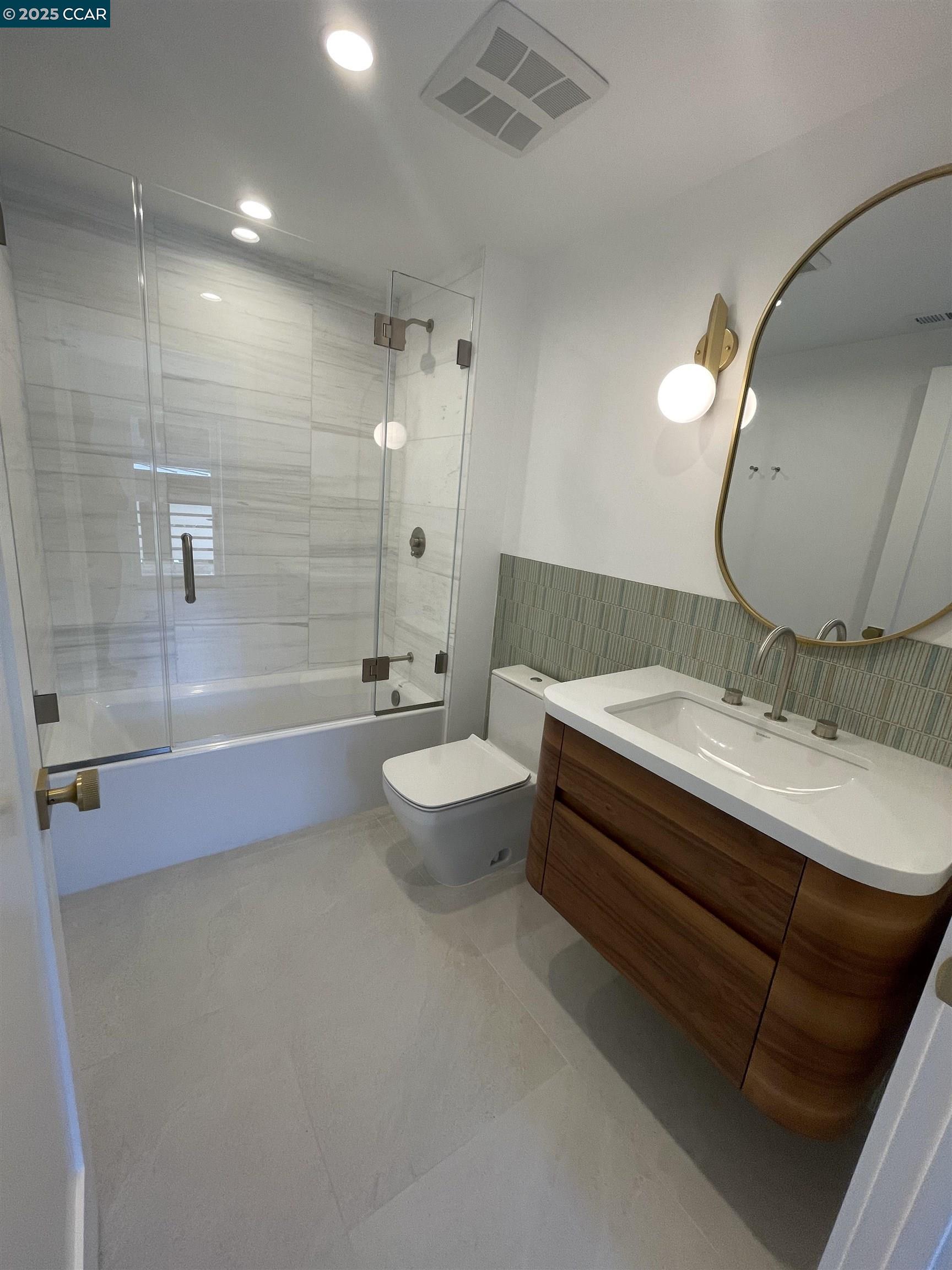 Detail Gallery Image 6 of 8 For 3742 Mt. Diablo Blvd #1b Woodhaven 1b,  Lafayette,  CA 94549 - 2 Beds | 2/1 Baths