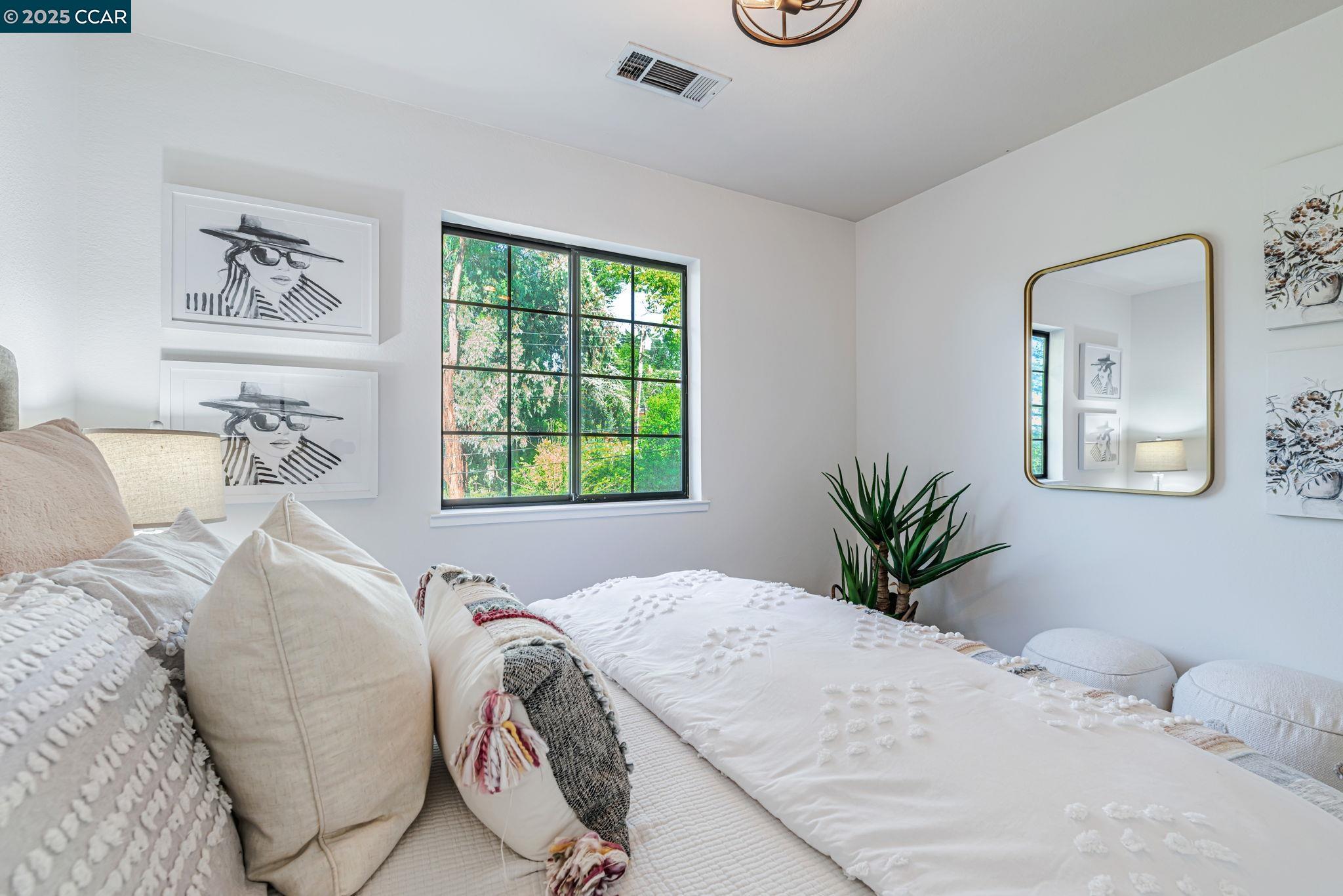 Detail Gallery Image 28 of 45 For 61 Alberta Ter, Walnut Creek,  CA 94596 - 3 Beds | 2/1 Baths