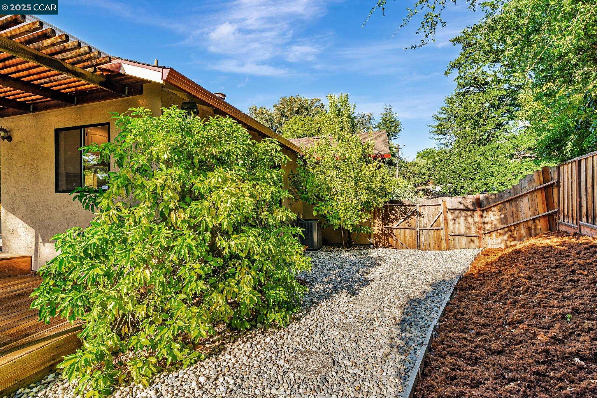 Detail Gallery Image 44 of 45 For 61 Alberta Ter, Walnut Creek,  CA 94596 - 3 Beds | 2/1 Baths
