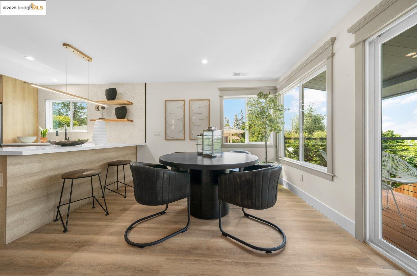 Detail Gallery Image 26 of 60 For 713 Midcrest Way, El Cerrito,  CA 94530 - 4 Beds | 4/1 Baths