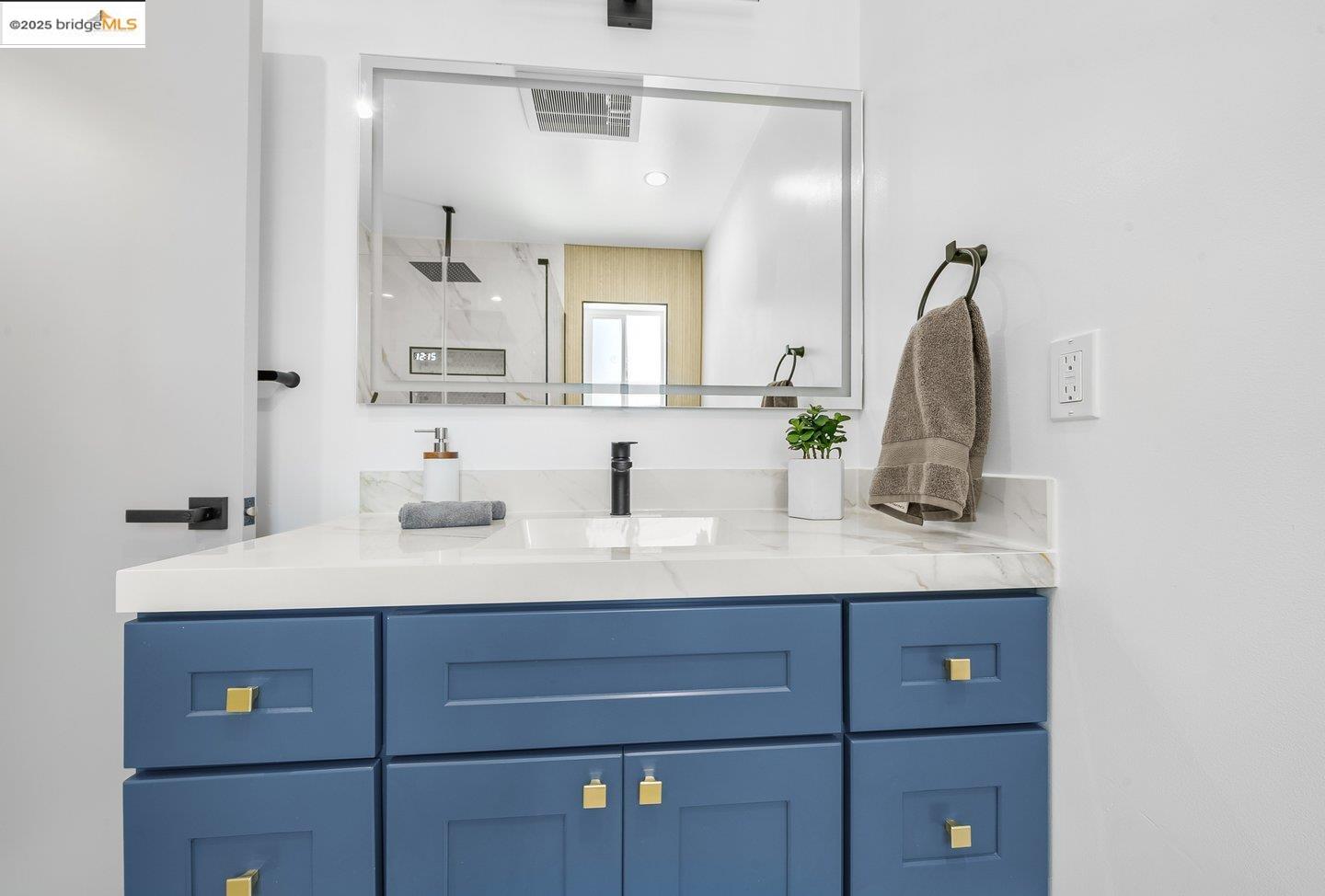 Detail Gallery Image 56 of 60 For 713 Midcrest Way, El Cerrito,  CA 94530 - 4 Beds | 4/1 Baths