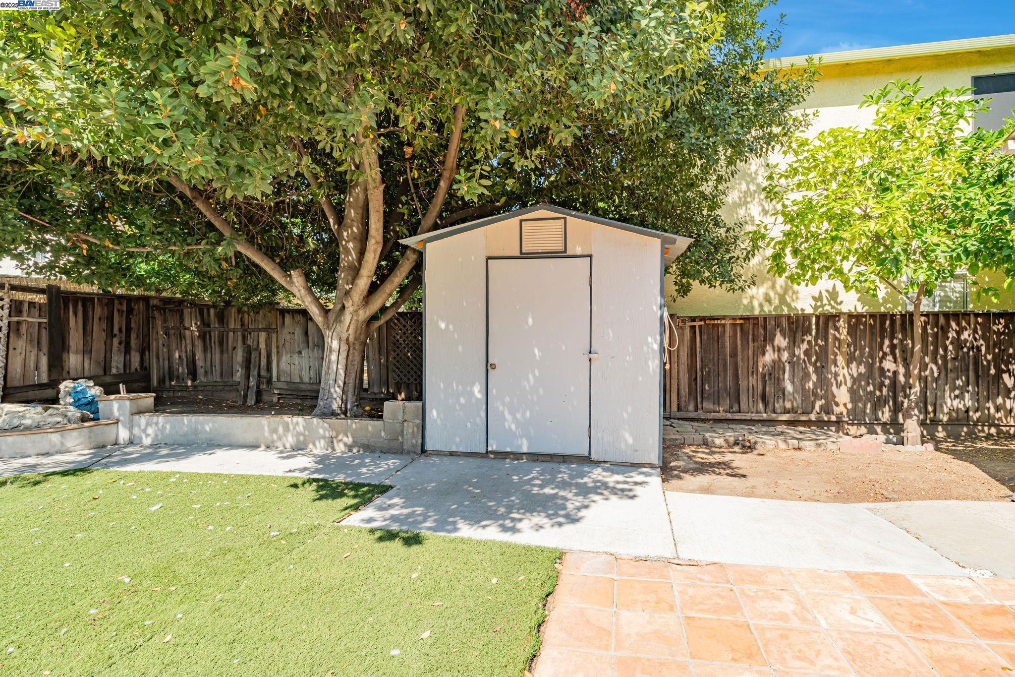 Detail Gallery Image 43 of 49 For 840 Menay Dr, Tracy,  CA 95376 - 4 Beds | 2/1 Baths