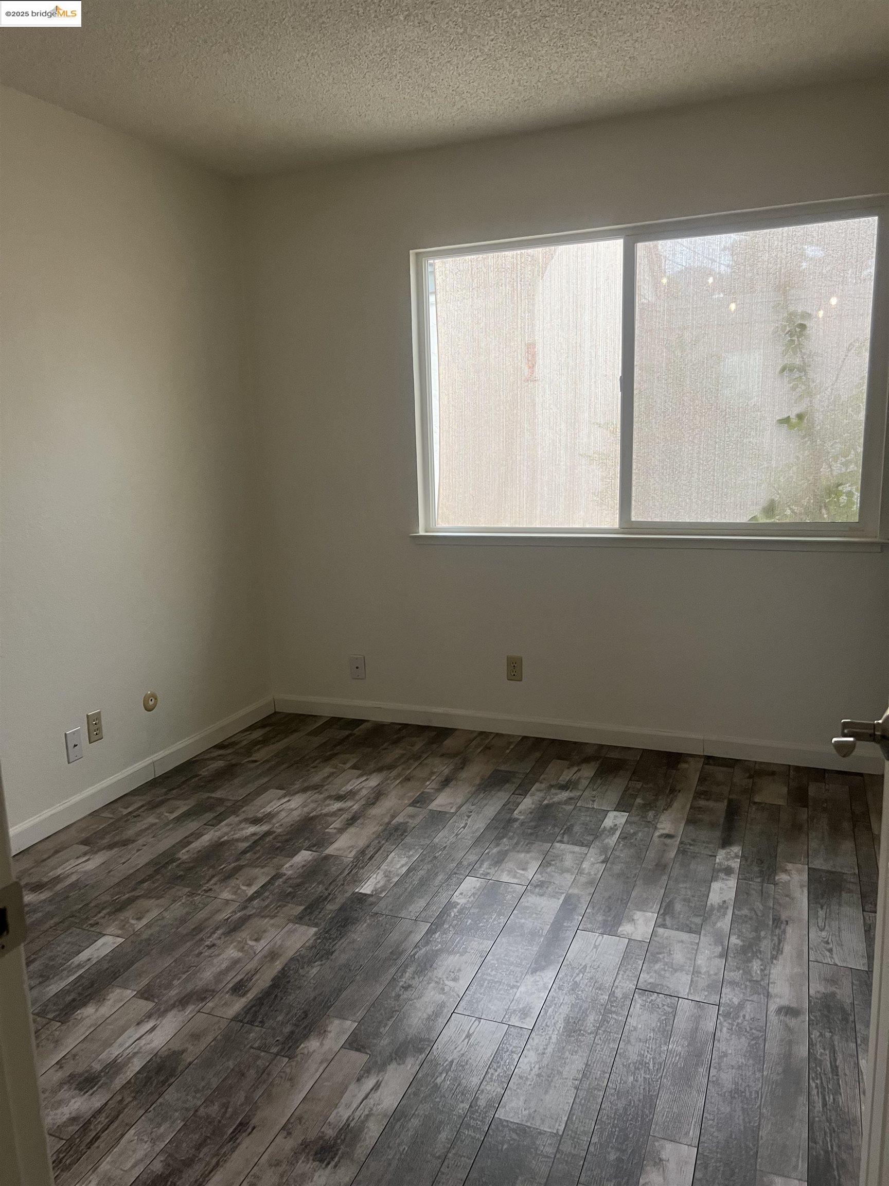 14 Long Creek Cir, Clayton, California 94517, 2 Bedrooms Bedrooms, 6 Rooms Rooms,2 BathroomsBathrooms,Residential Lease,For Rent,14 Long Creek Cir,41102716