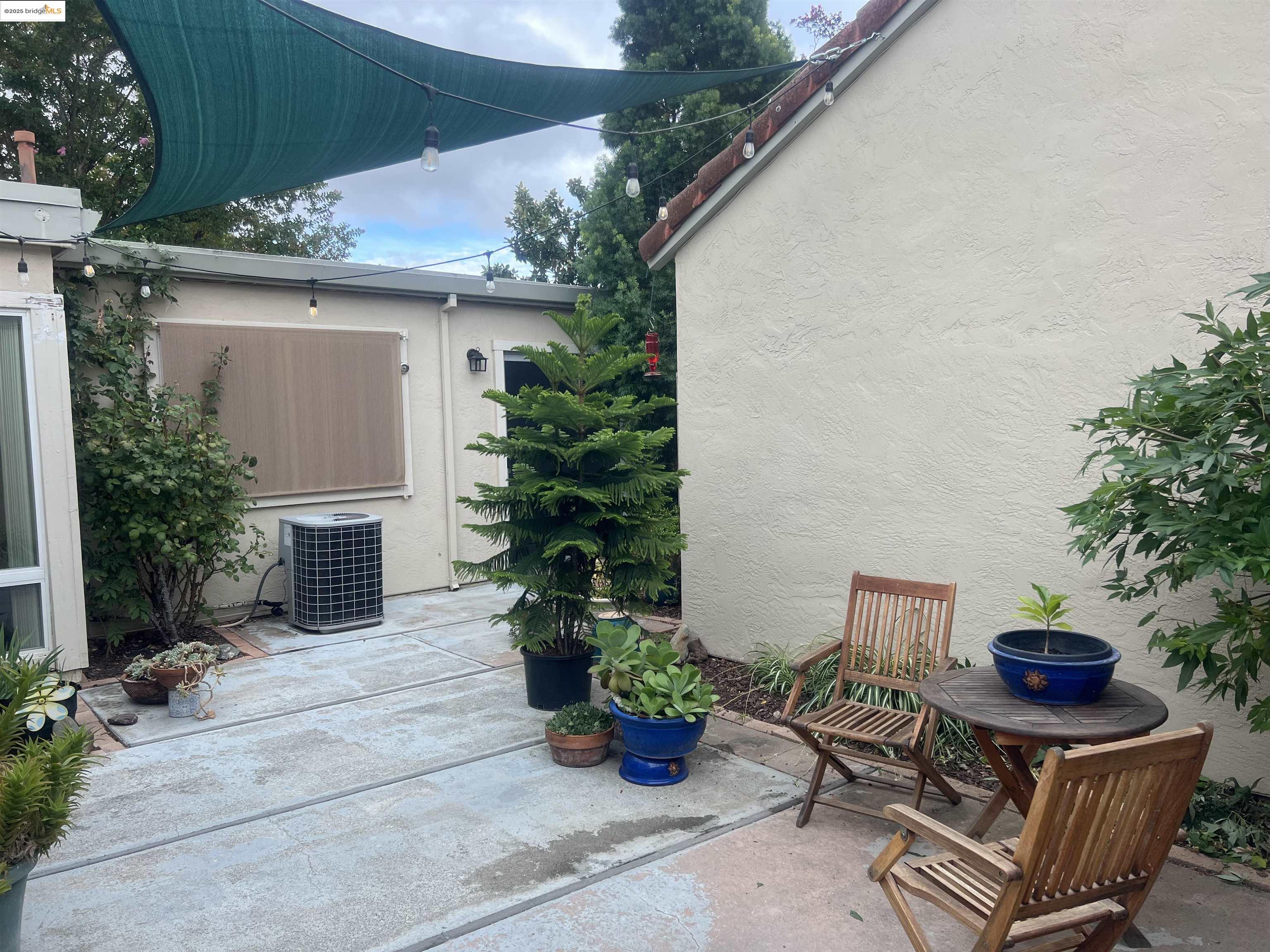 14 Long Creek Cir, Clayton, California 94517, 2 Bedrooms Bedrooms, 6 Rooms Rooms,2 BathroomsBathrooms,Residential Lease,For Rent,14 Long Creek Cir,41102716