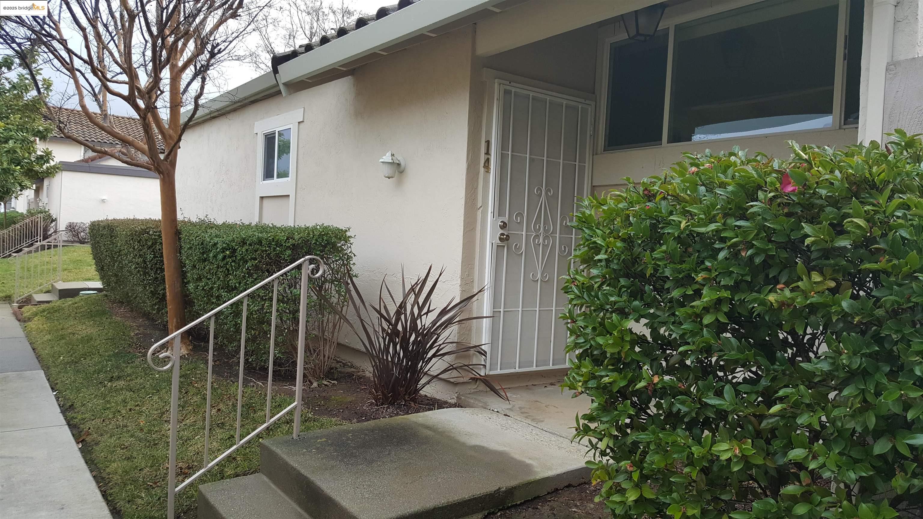 14 Long Creek Cir, Clayton, California 94517, 2 Bedrooms Bedrooms, 6 Rooms Rooms,2 BathroomsBathrooms,Residential Lease,For Rent,14 Long Creek Cir,41102716