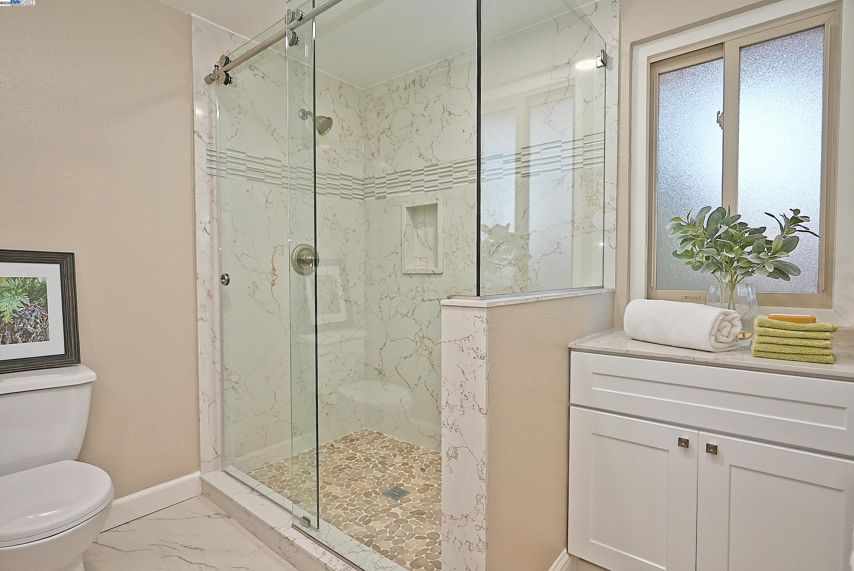 Detail Gallery Image 20 of 31 For 241 Belaire Ct, Danville,  CA 94526 - 4 Beds | 2/1 Baths