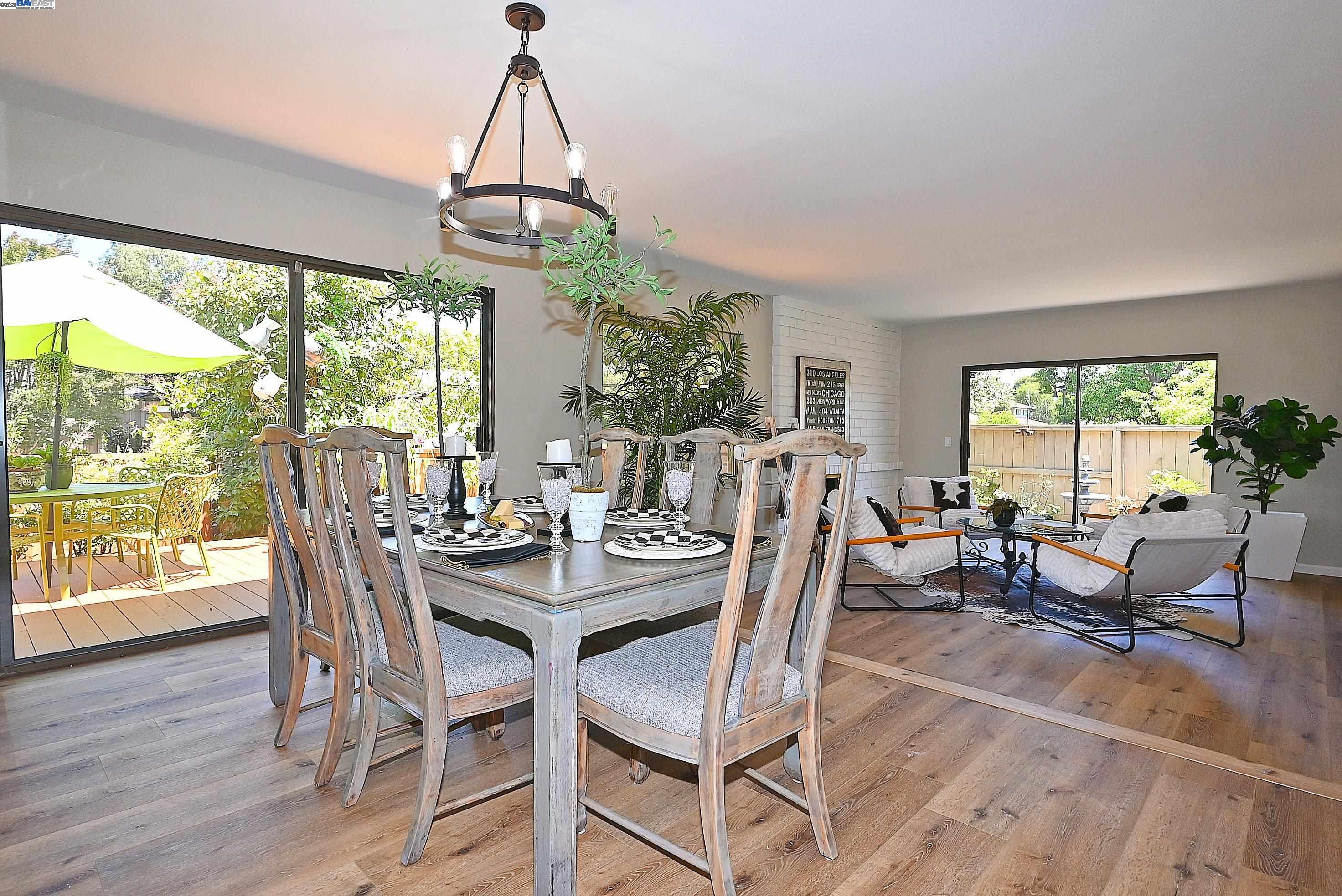 Detail Gallery Image 9 of 31 For 241 Belaire Ct, Danville,  CA 94526 - 4 Beds | 2/1 Baths