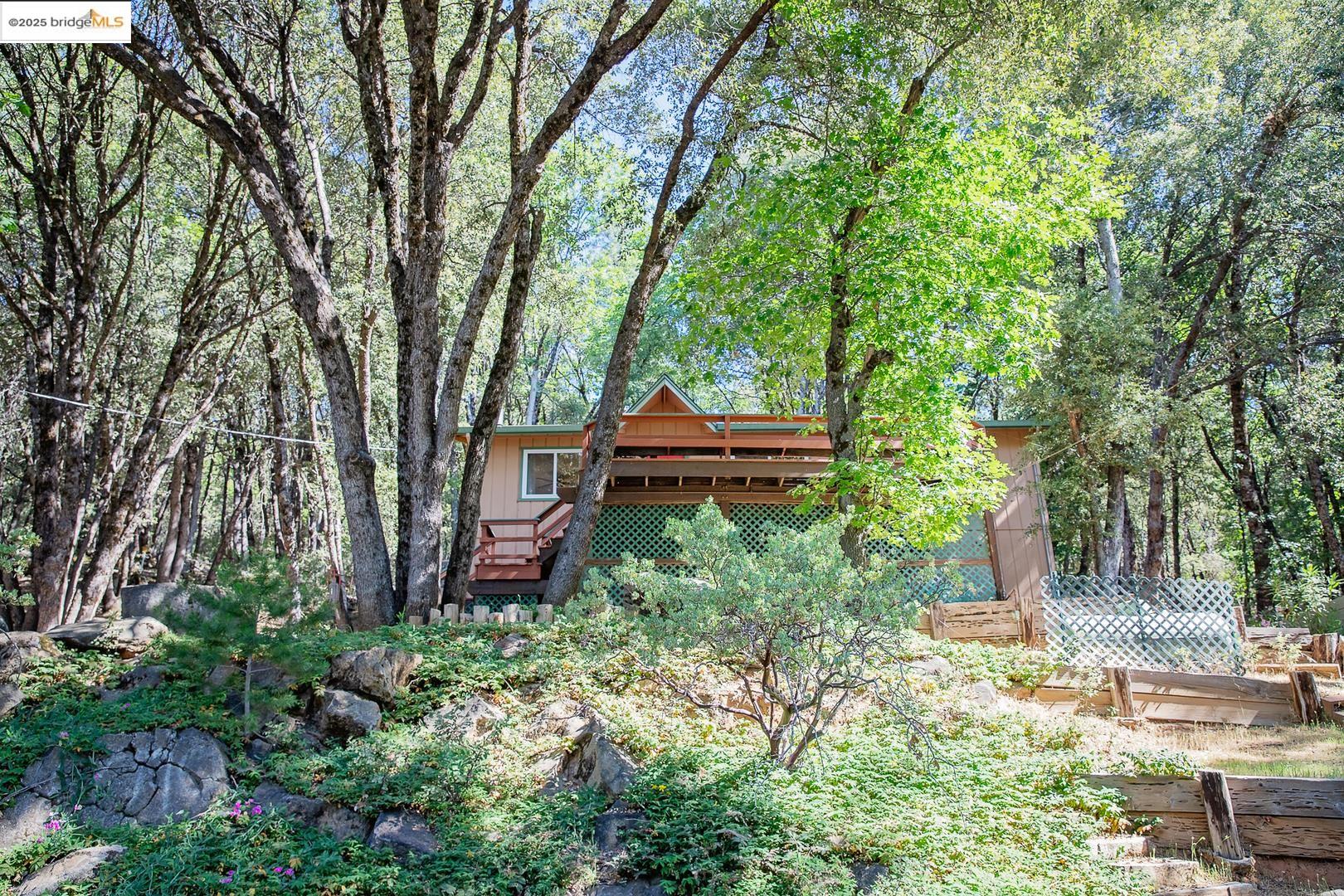 Detail Gallery Image 5 of 34 For 18070 Pipit Ct, Twain Harte,  CA 95383 - 3 Beds | 2 Baths