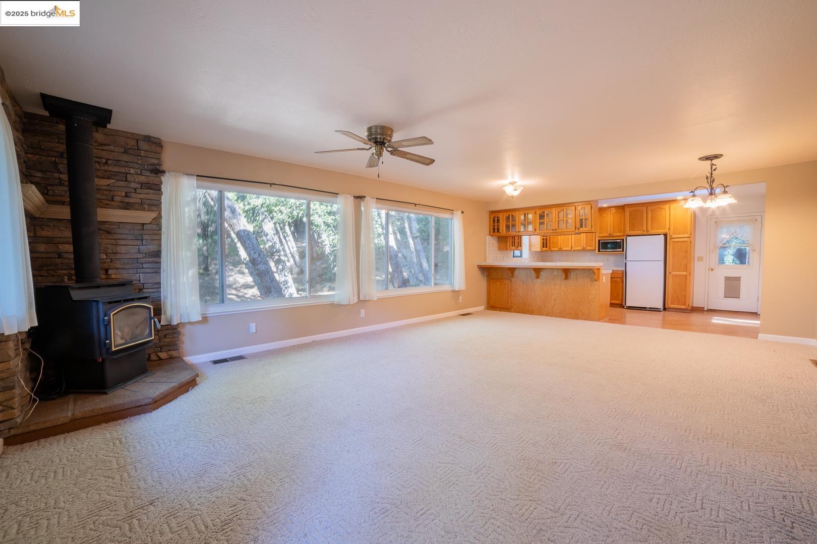 Detail Gallery Image 10 of 34 For 18070 Pipit Ct, Twain Harte,  CA 95383 - 3 Beds | 2 Baths