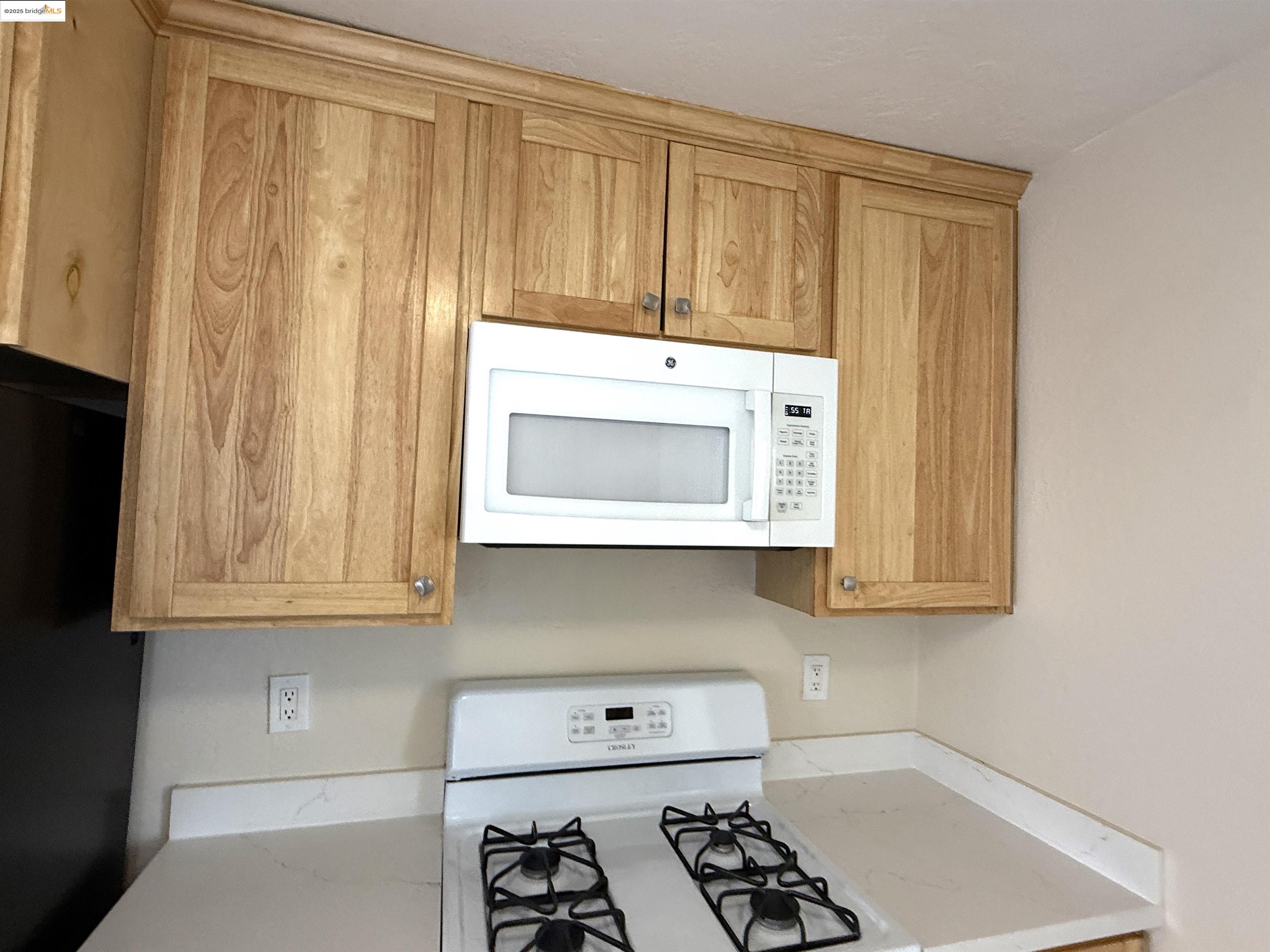 Detail Gallery Image 15 of 47 For 1806 105th Ave, Oakland,  CA 94603 - 3 Beds | 1/1 Baths