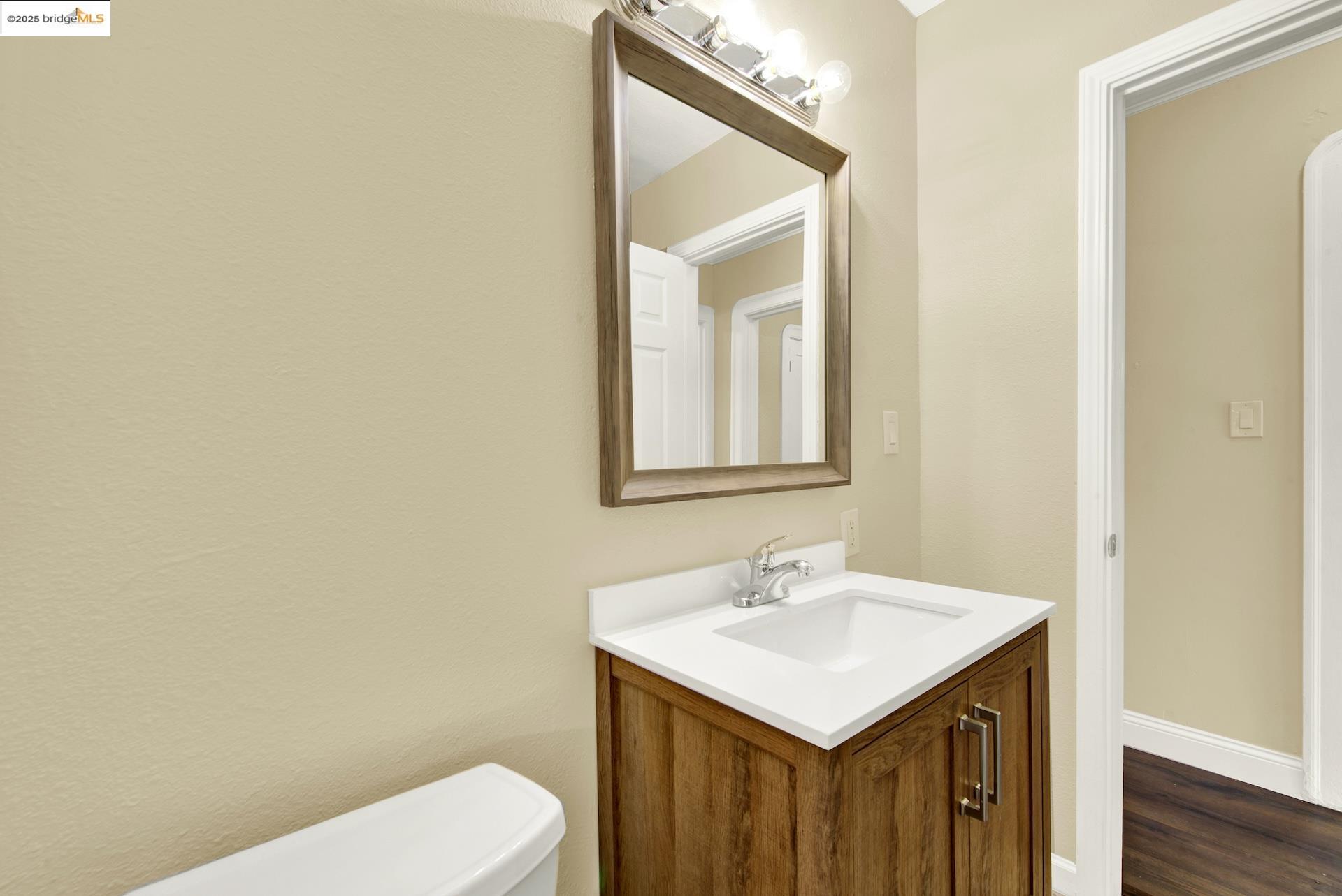 Detail Gallery Image 23 of 47 For 1806 105th Ave, Oakland,  CA 94603 - 3 Beds | 1/1 Baths