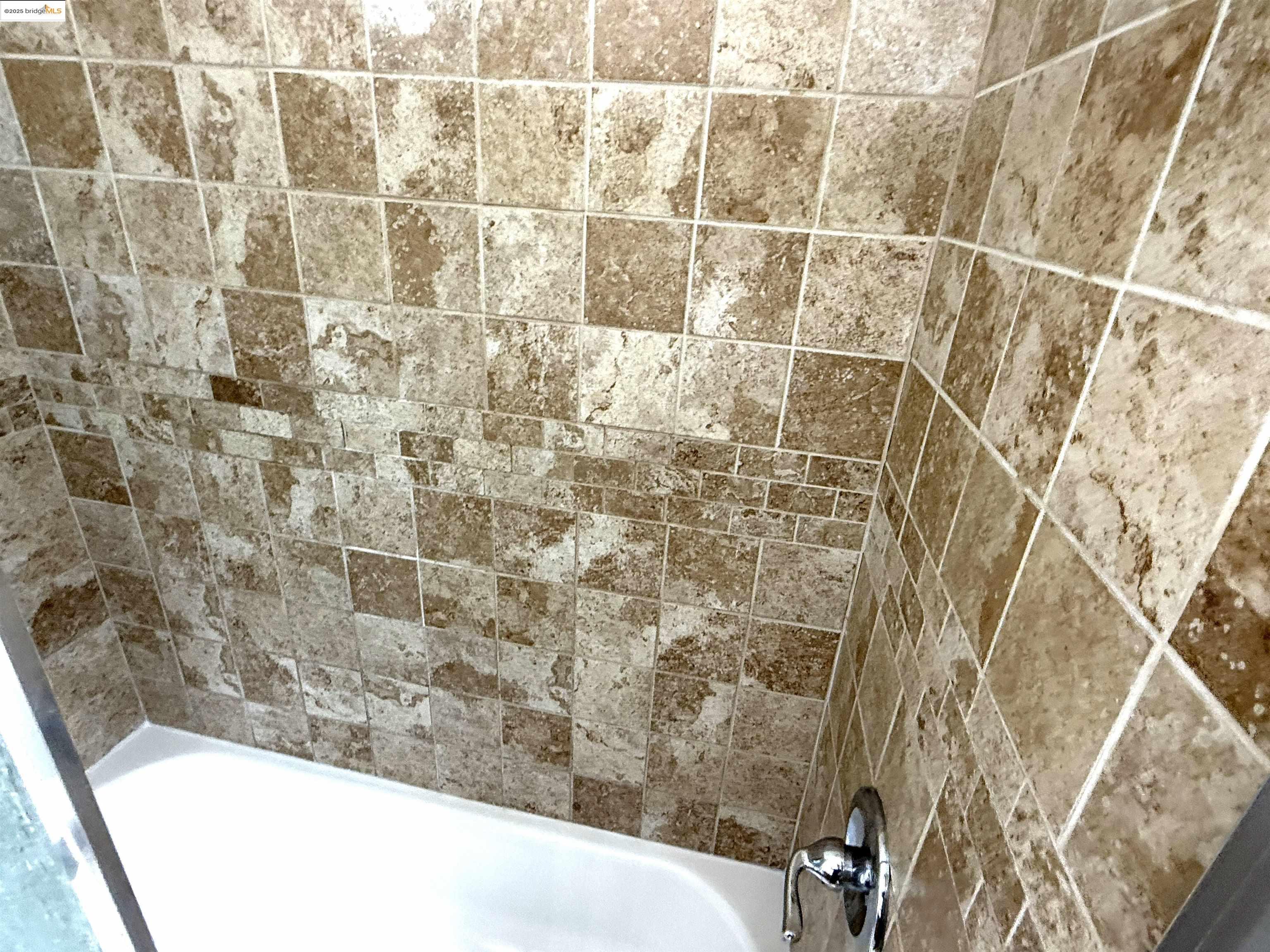 Detail Gallery Image 25 of 47 For 1806 105th Ave, Oakland,  CA 94603 - 3 Beds | 1/1 Baths