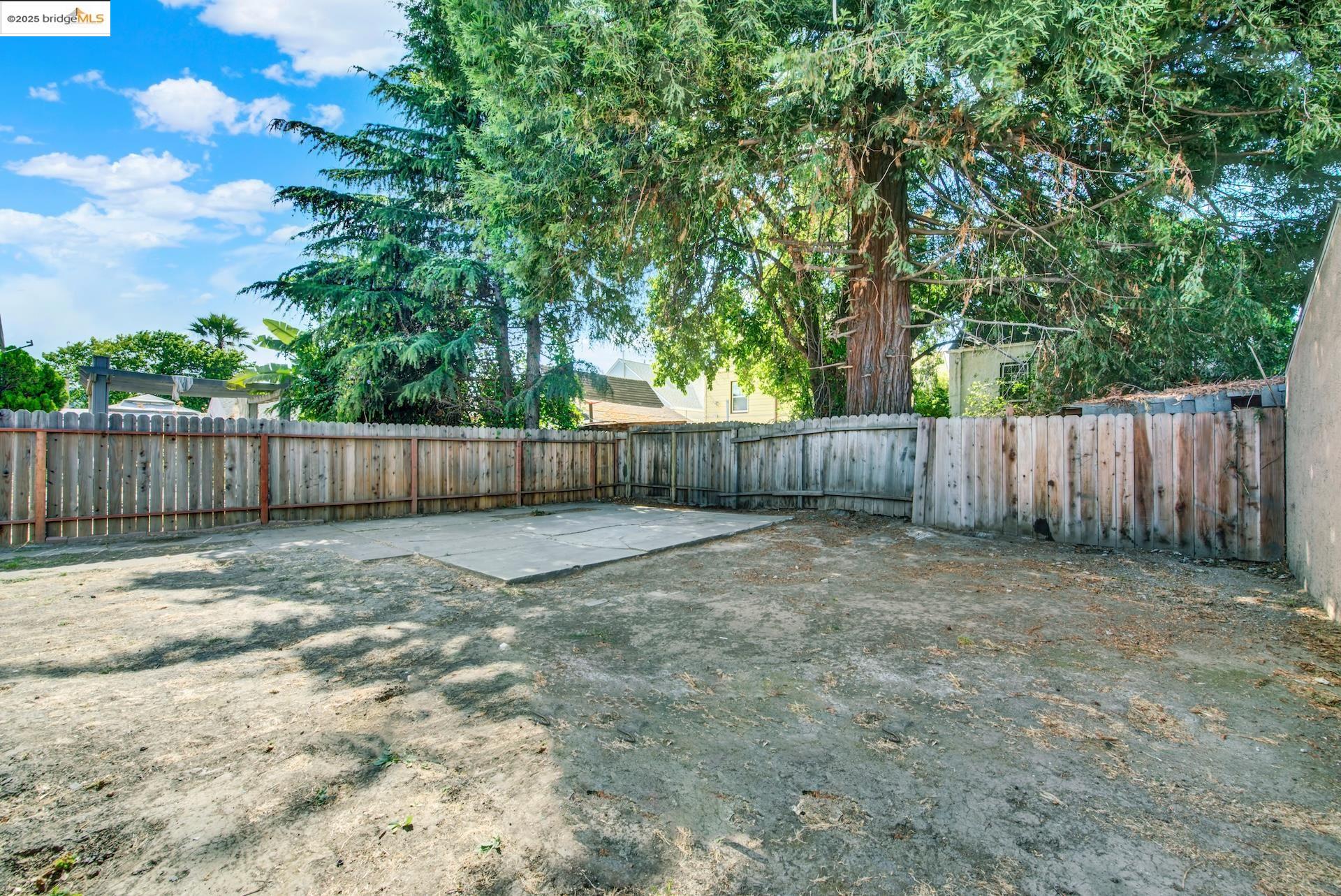 Detail Gallery Image 44 of 47 For 1806 105th Ave, Oakland,  CA 94603 - 3 Beds | 1/1 Baths