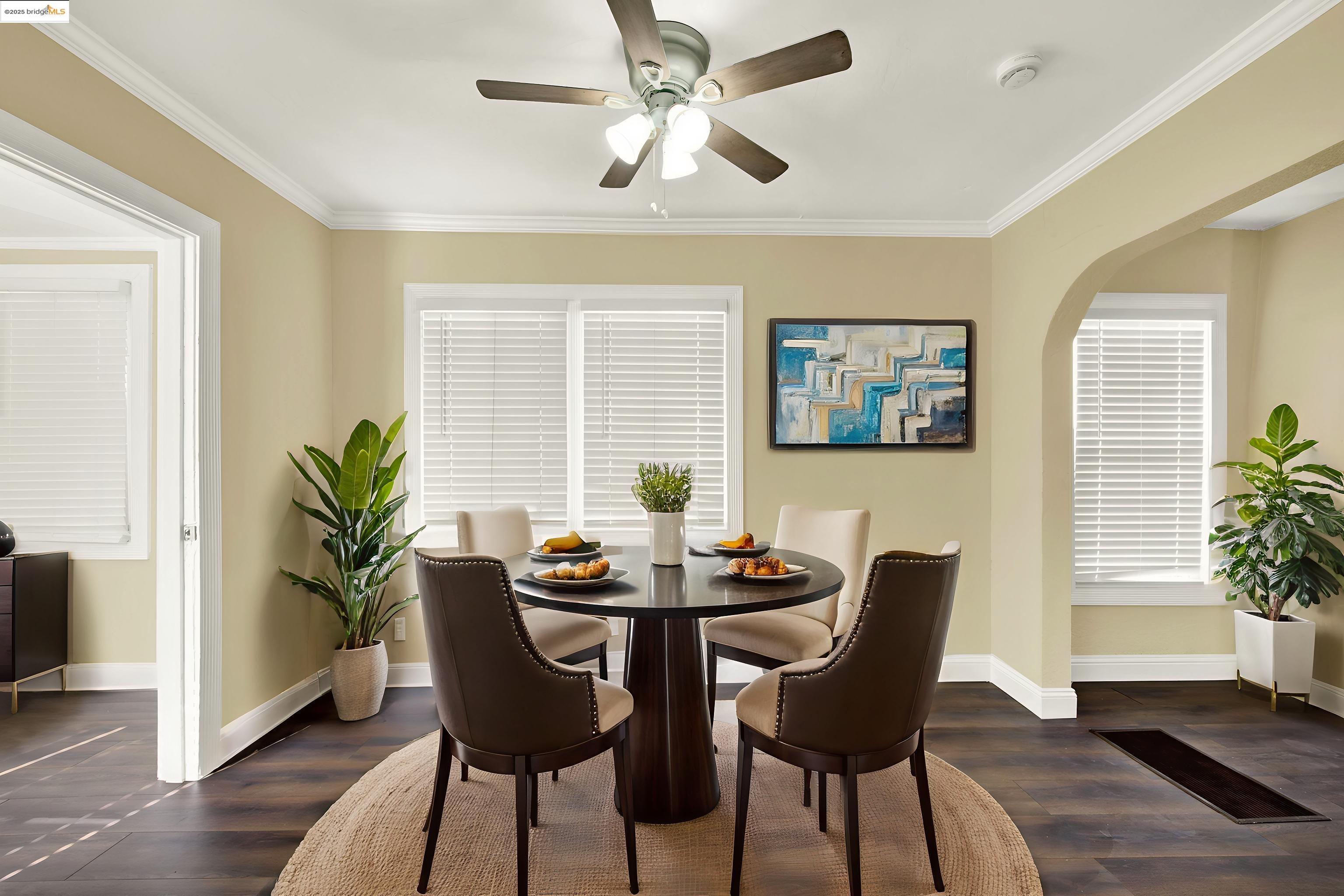 Detail Gallery Image 6 of 47 For 1806 105th Ave, Oakland,  CA 94603 - 3 Beds | 1/1 Baths