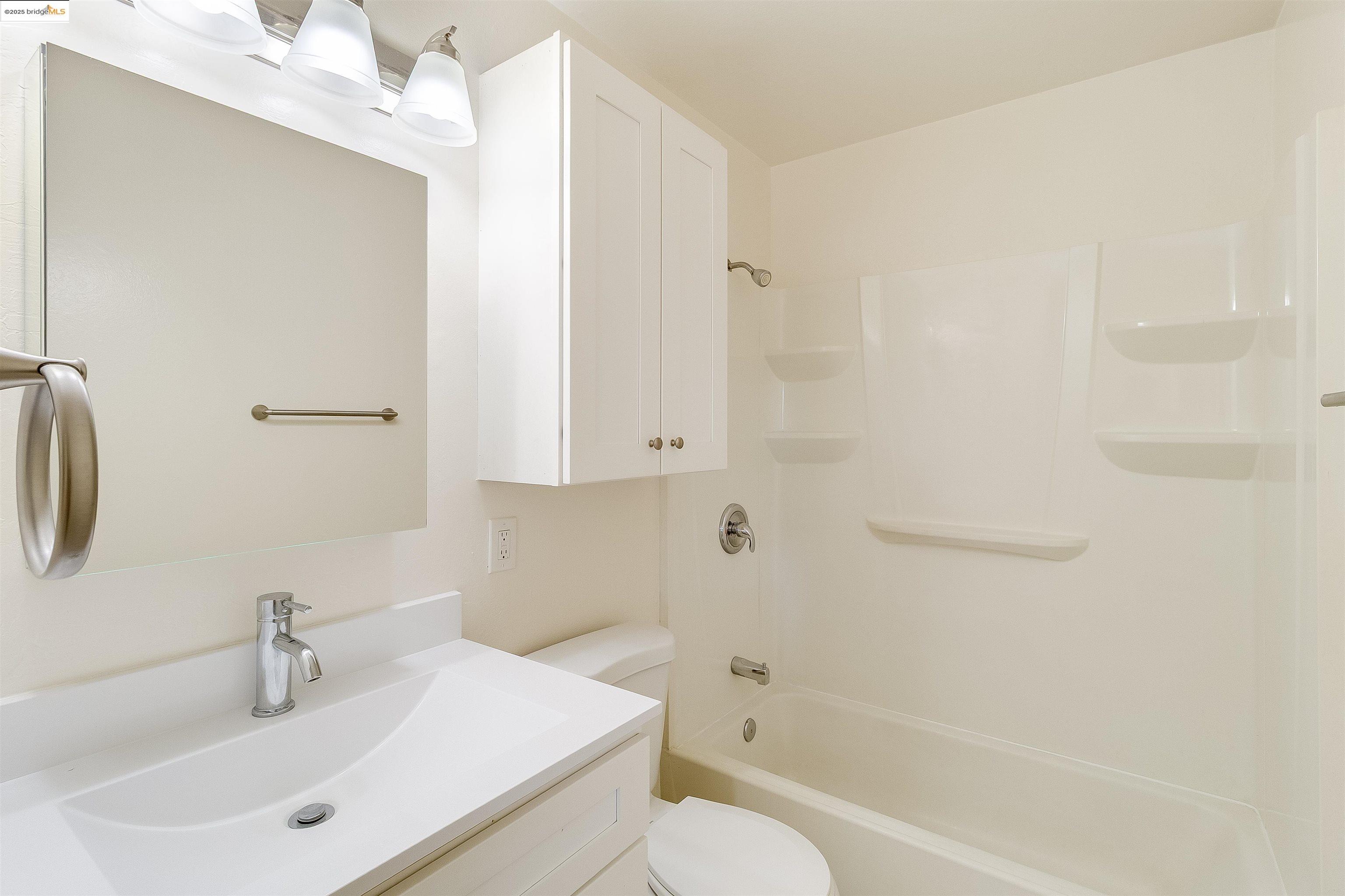 Photo #25: 41102723 Listing: Photo #25