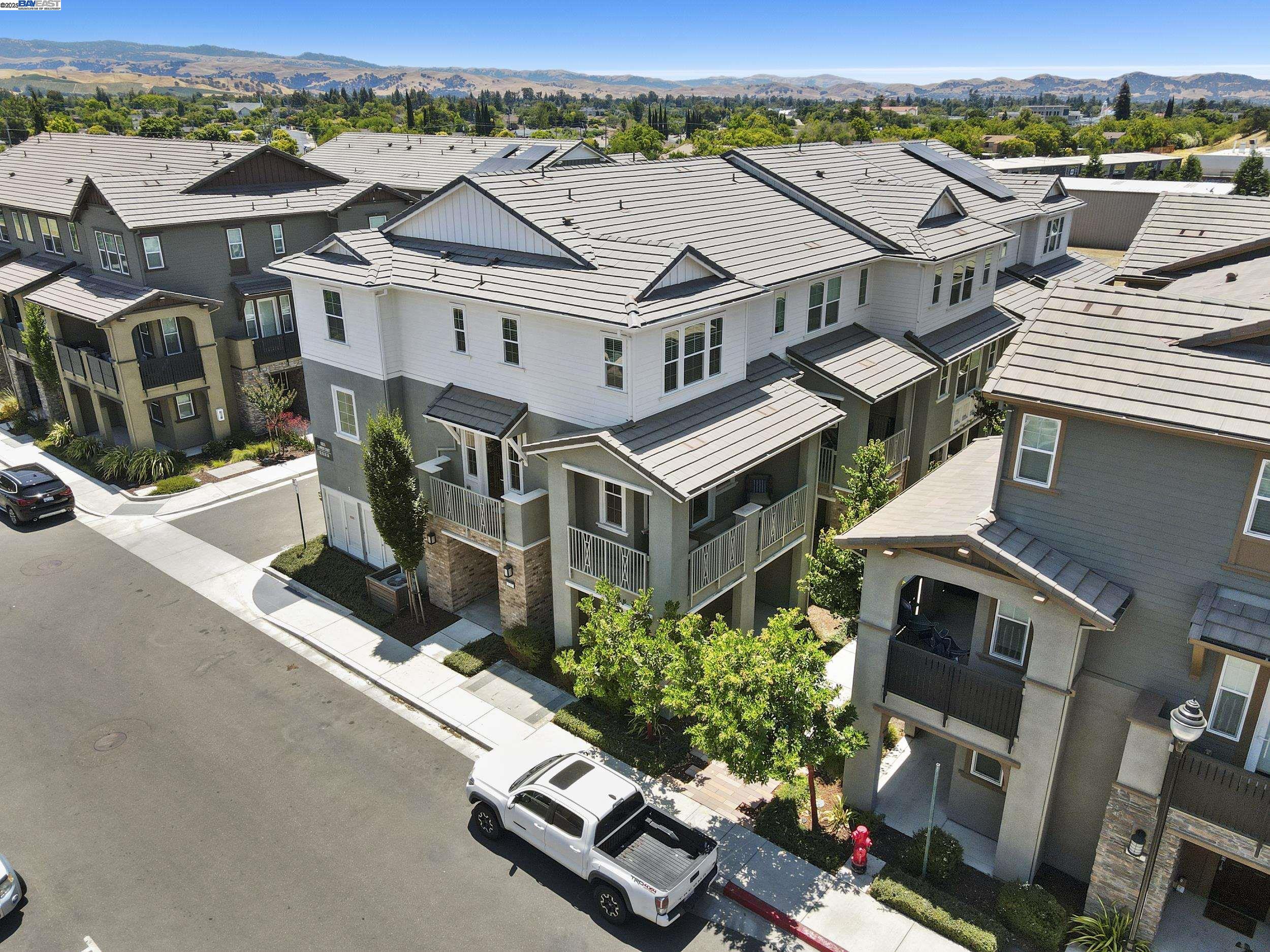 Photo #2: 41102724 Listing 