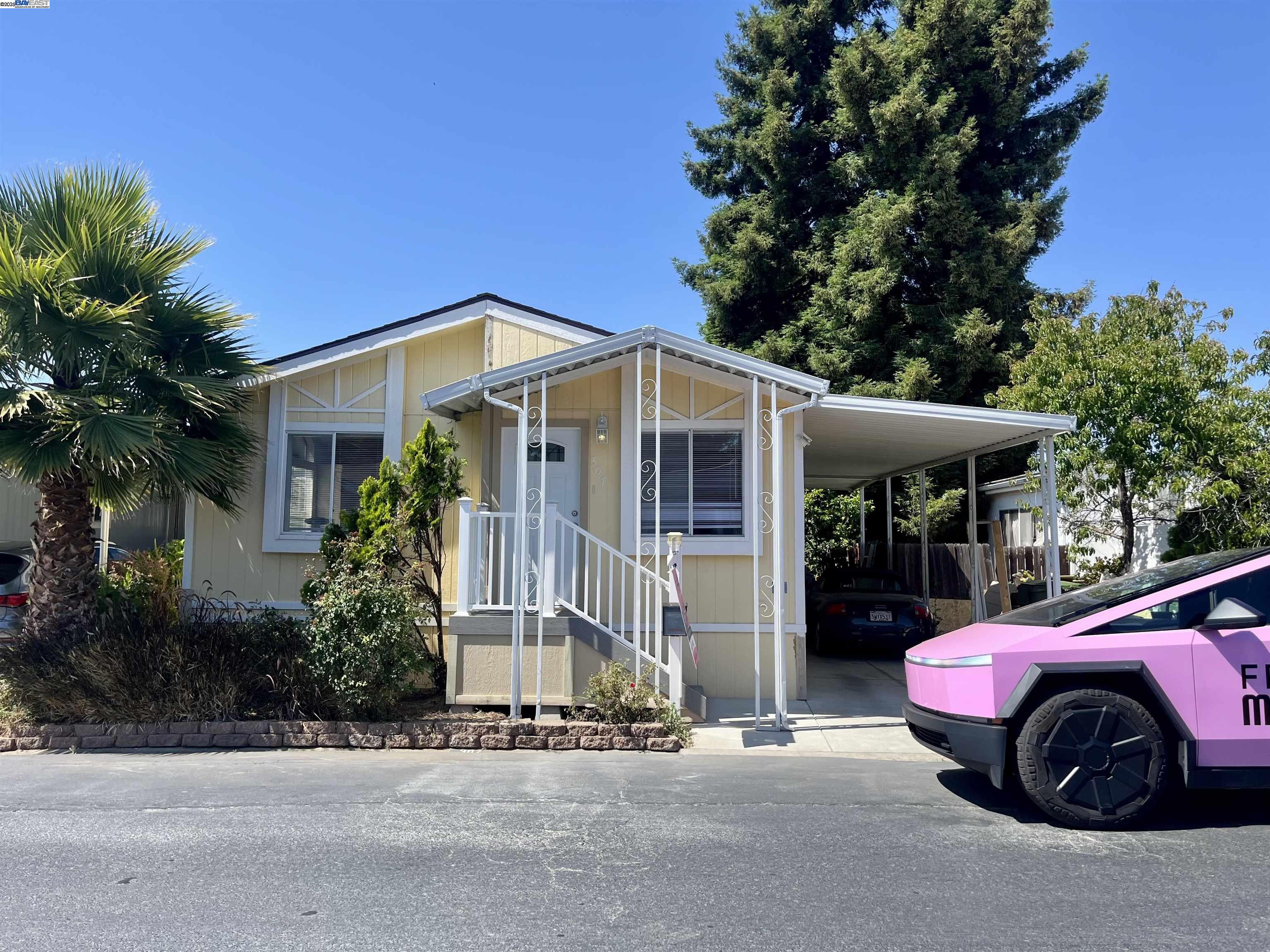 Detail Gallery Image 1 of 1 For 307 Southbay Dr #307,  San Jose,  CA 95134 - 3 Beds | 2 Baths