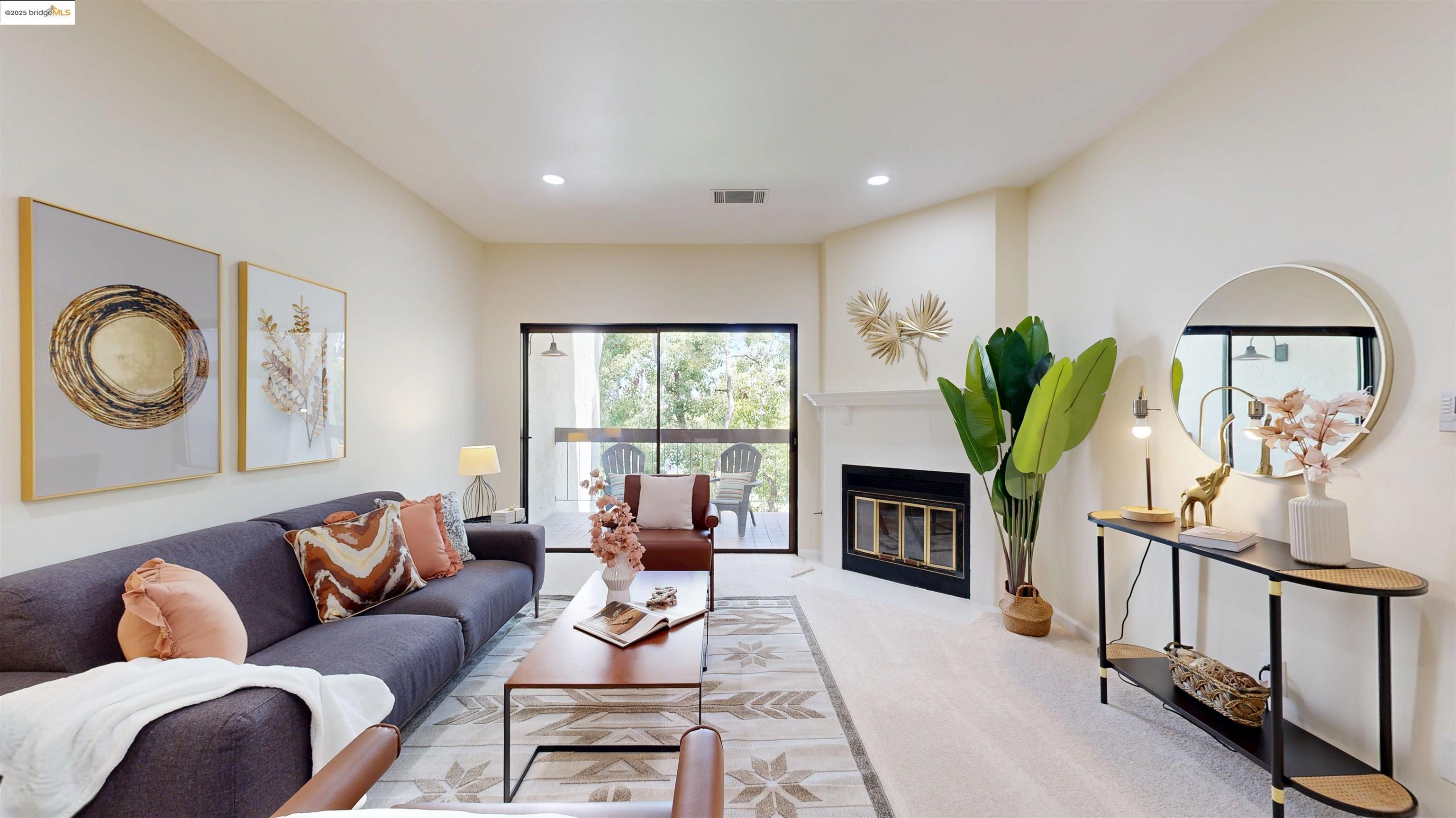MLS: 41102735 Condo For Sale
