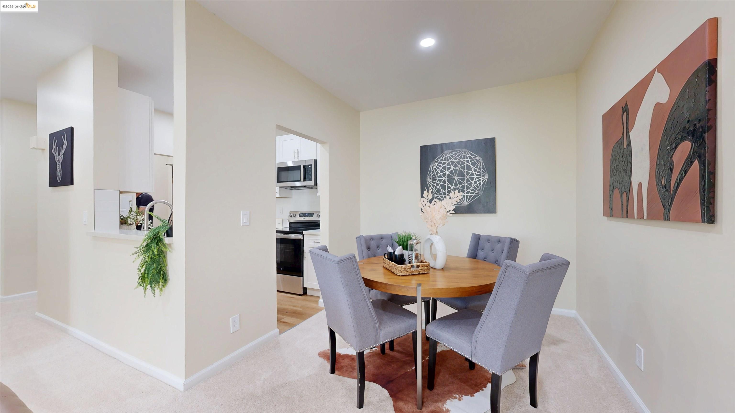 Photo #10: 41102735 Listing: Photo #10