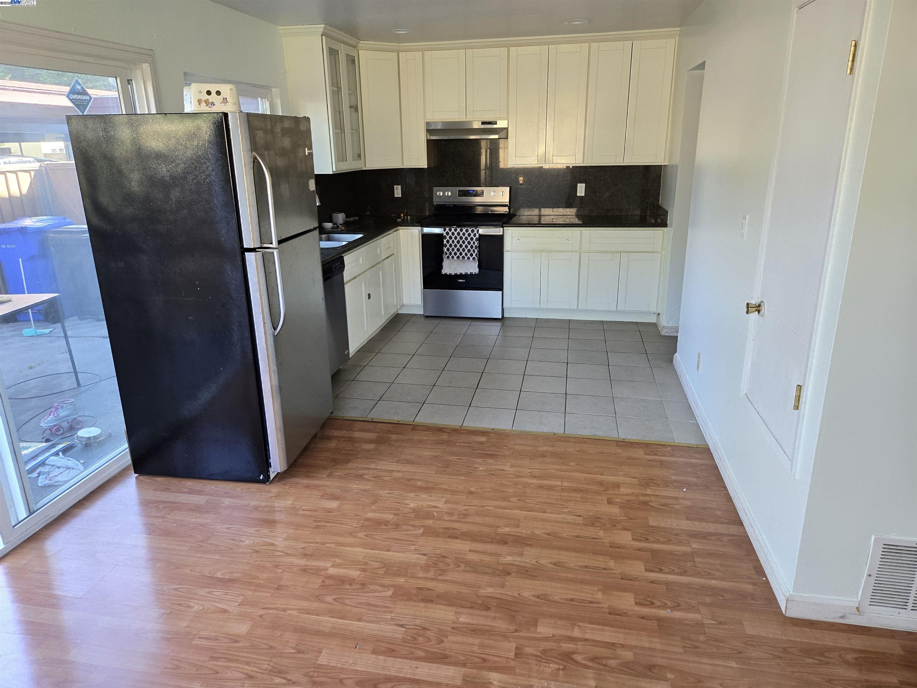 Photo #6: 41102737 Listing 